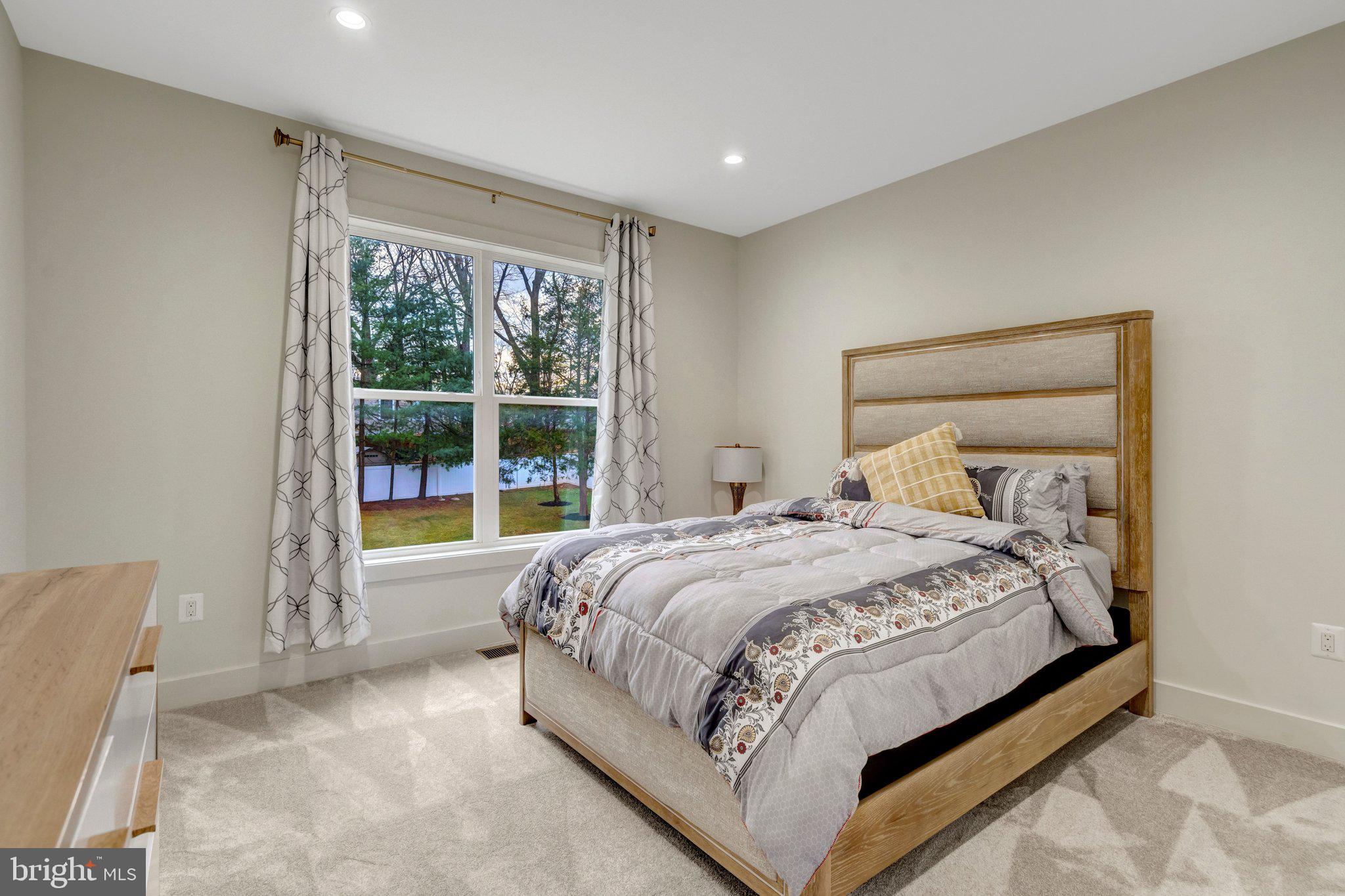 YORKSHIRE PARK - Residential