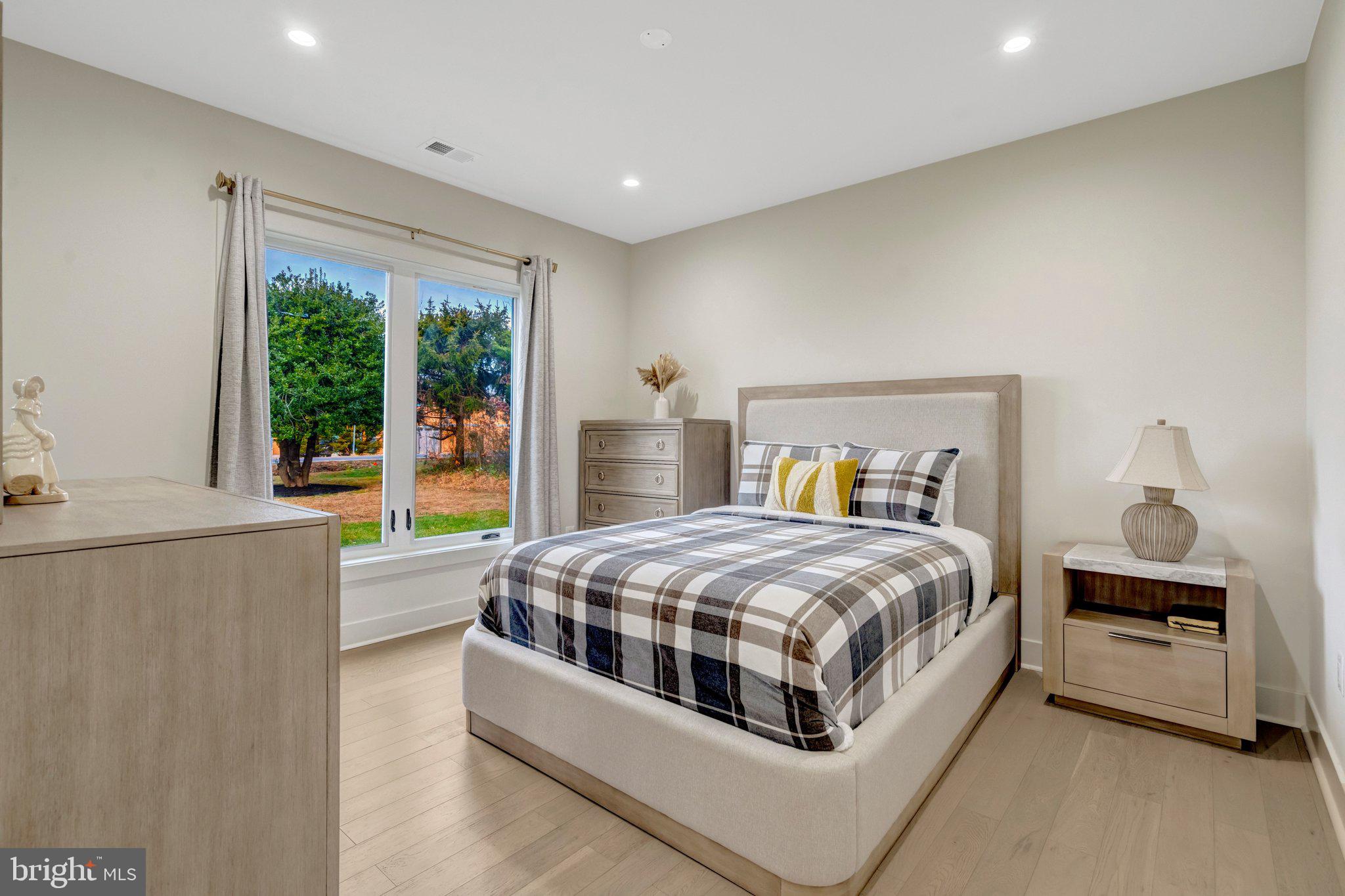 YORKSHIRE PARK - Residential