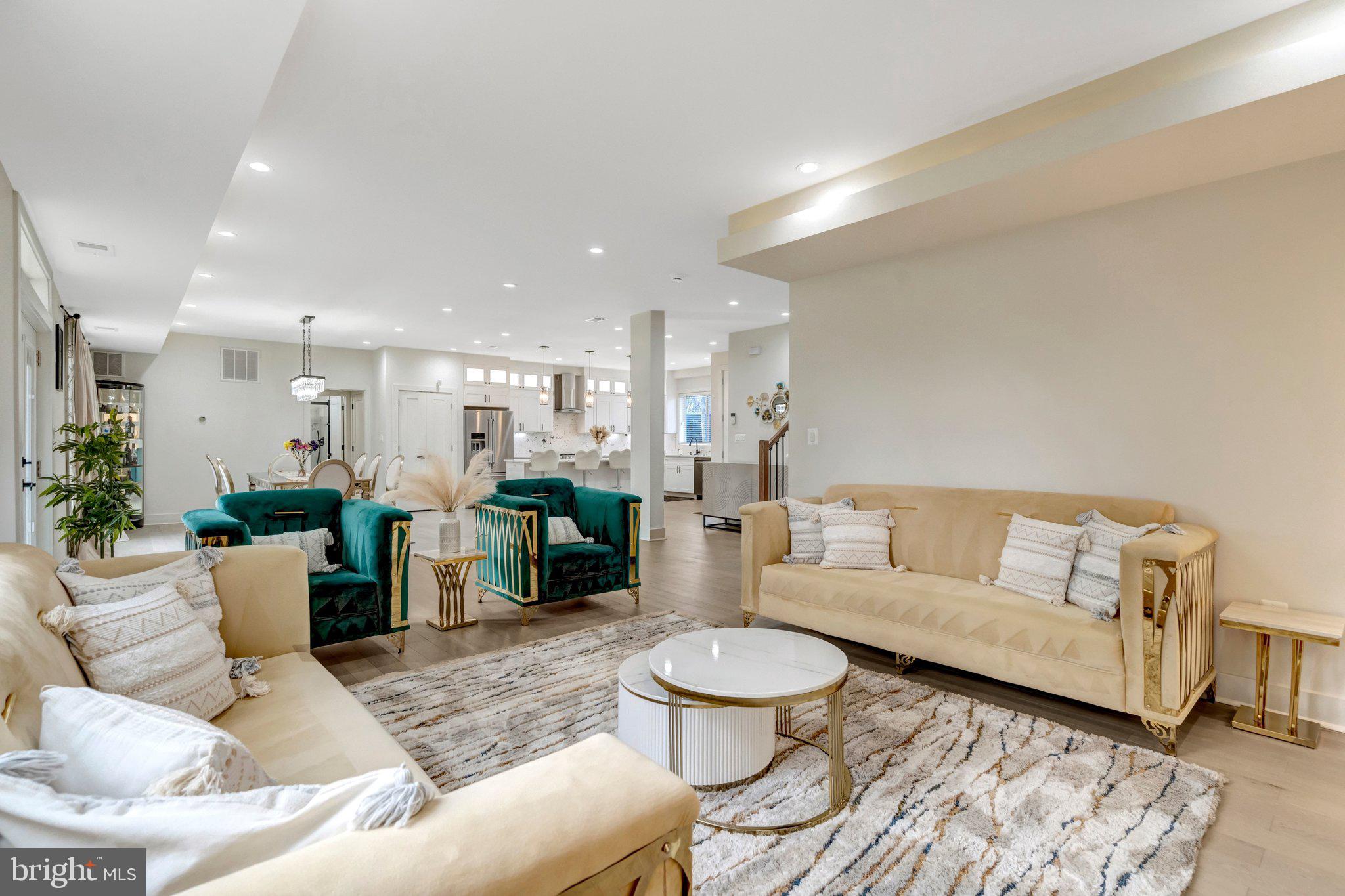 YORKSHIRE PARK - Residential