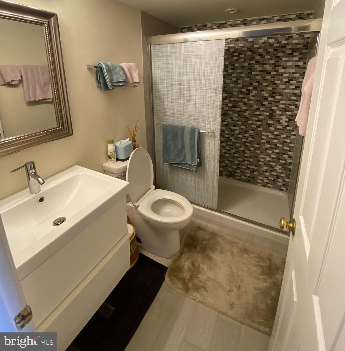 OLD TOWN MANASSAS - Residential Lease