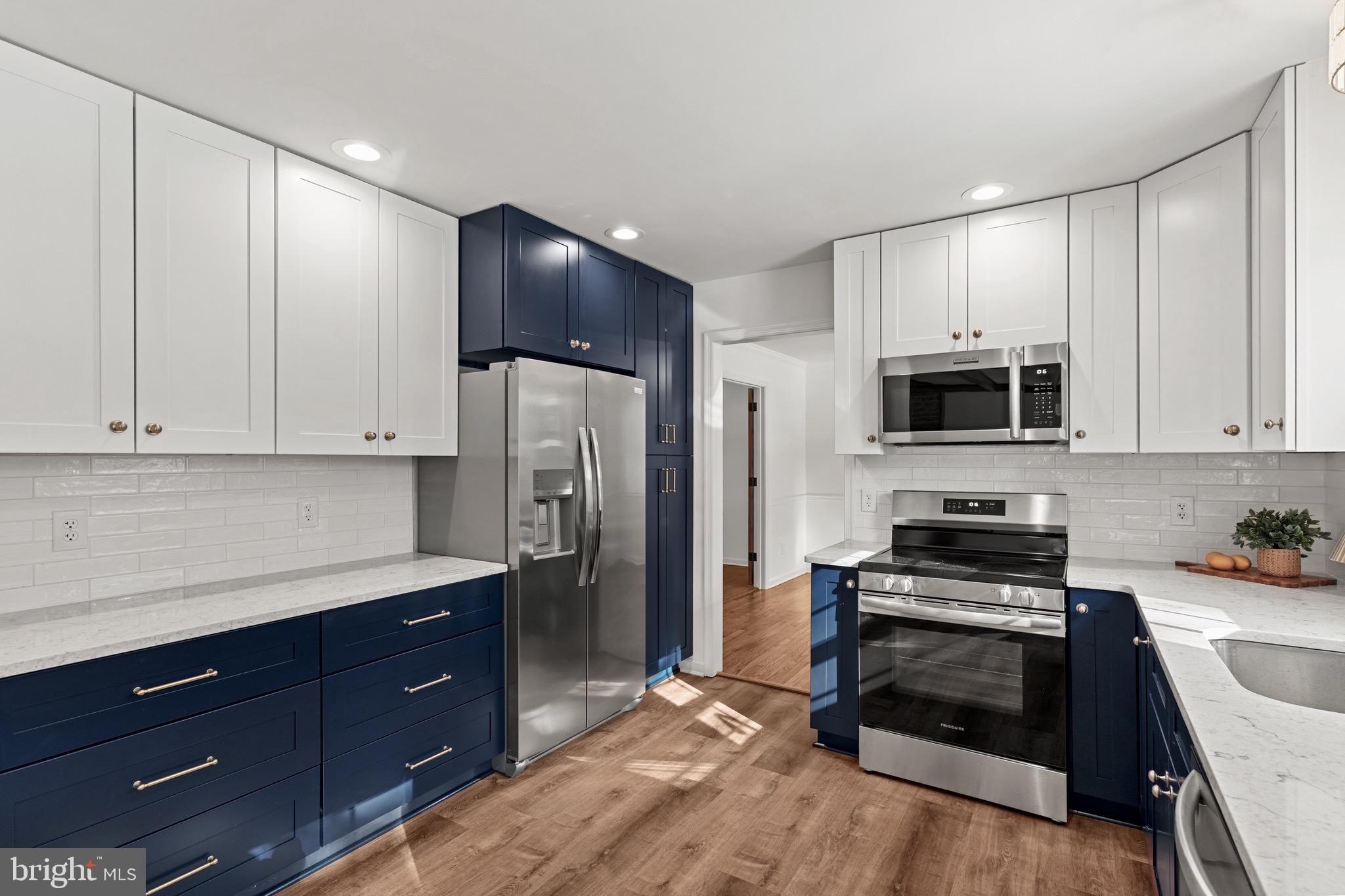 COLONY SOUTH - Residential