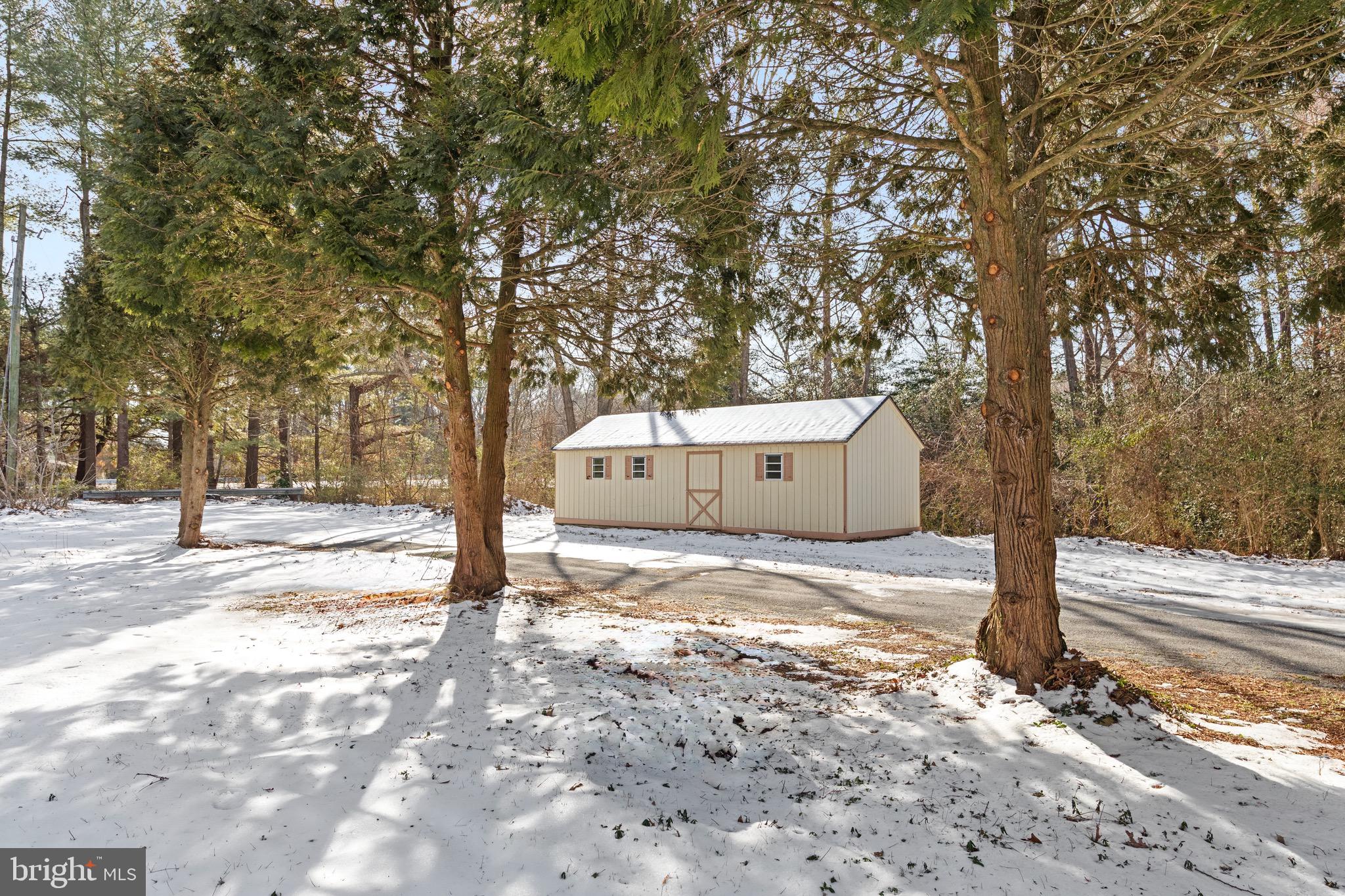 COLONY SOUTH - Residential