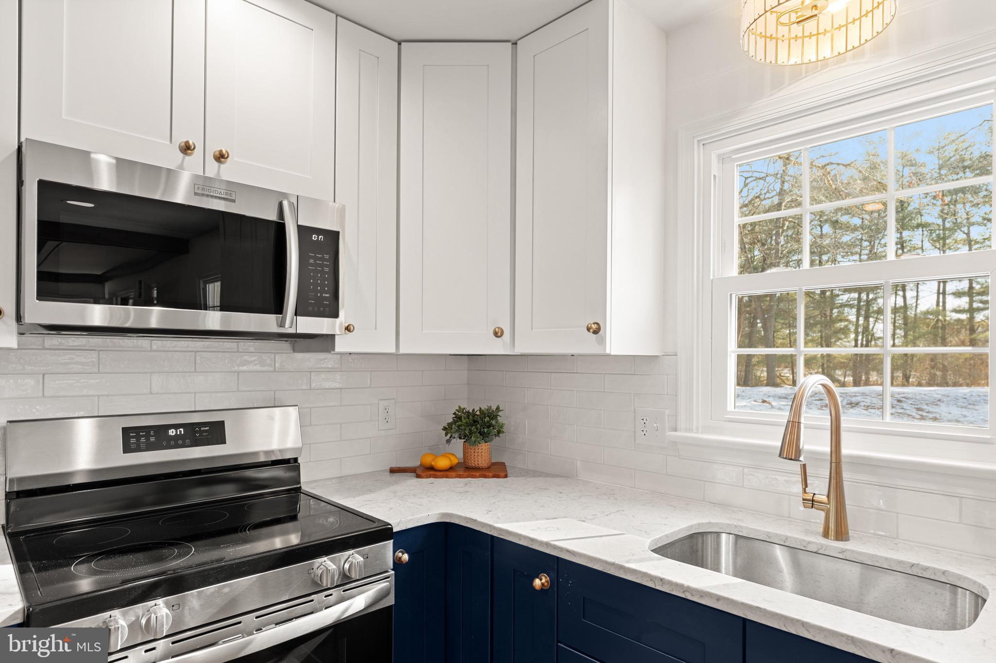 COLONY SOUTH - Residential