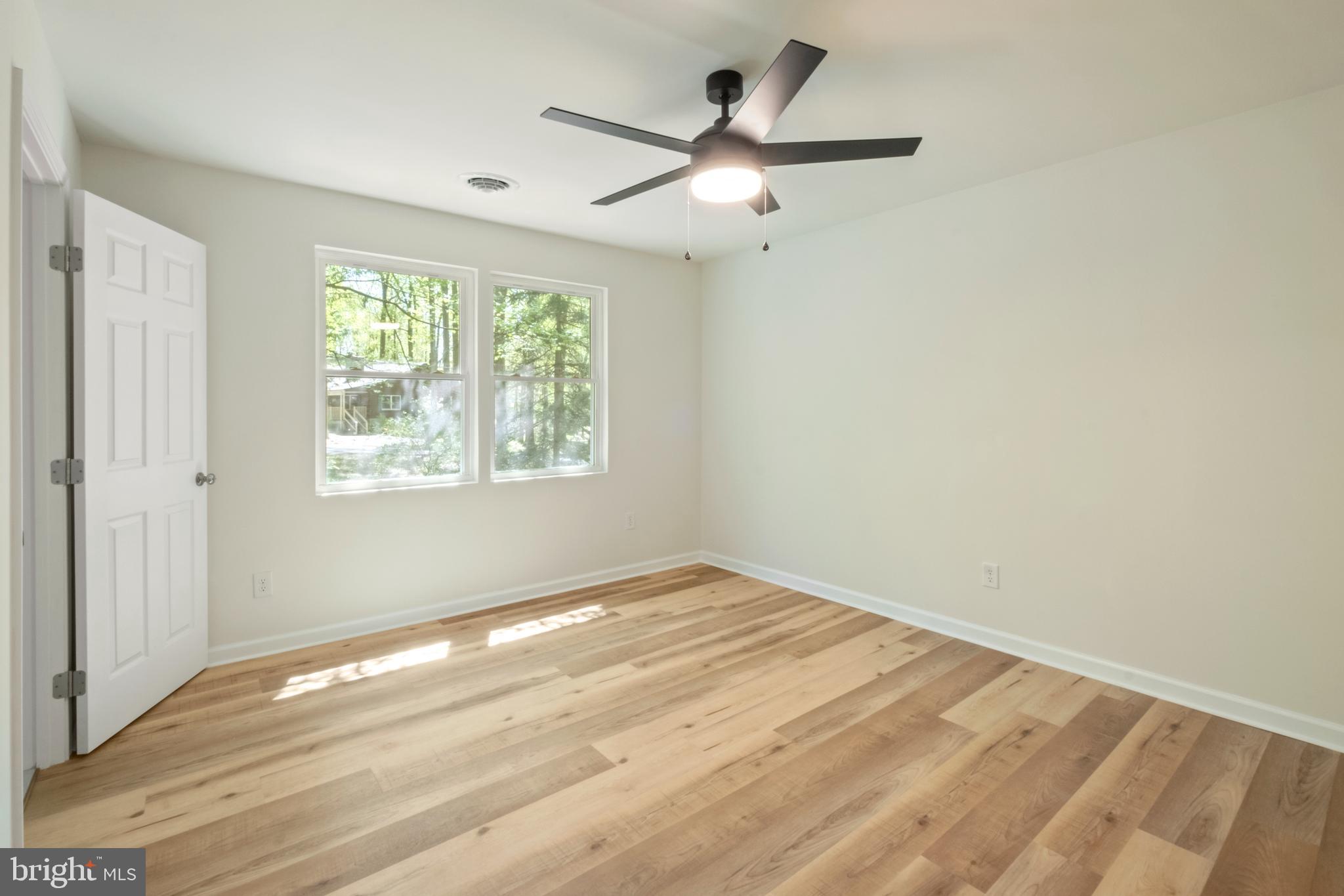 WOODBRIER MANOR - Residential