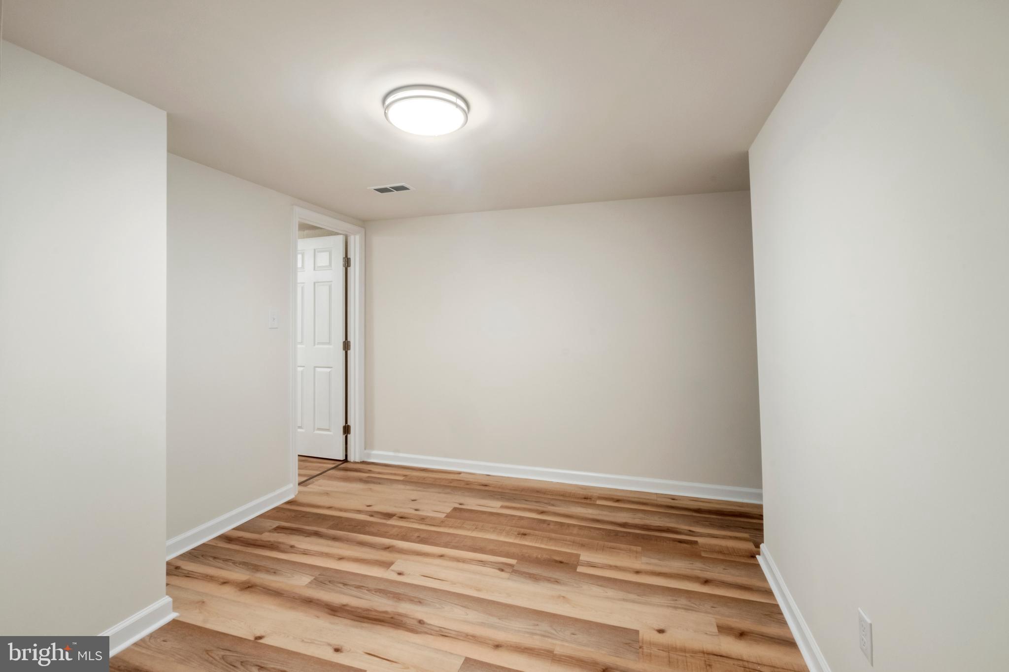 WOODBRIER MANOR - Residential