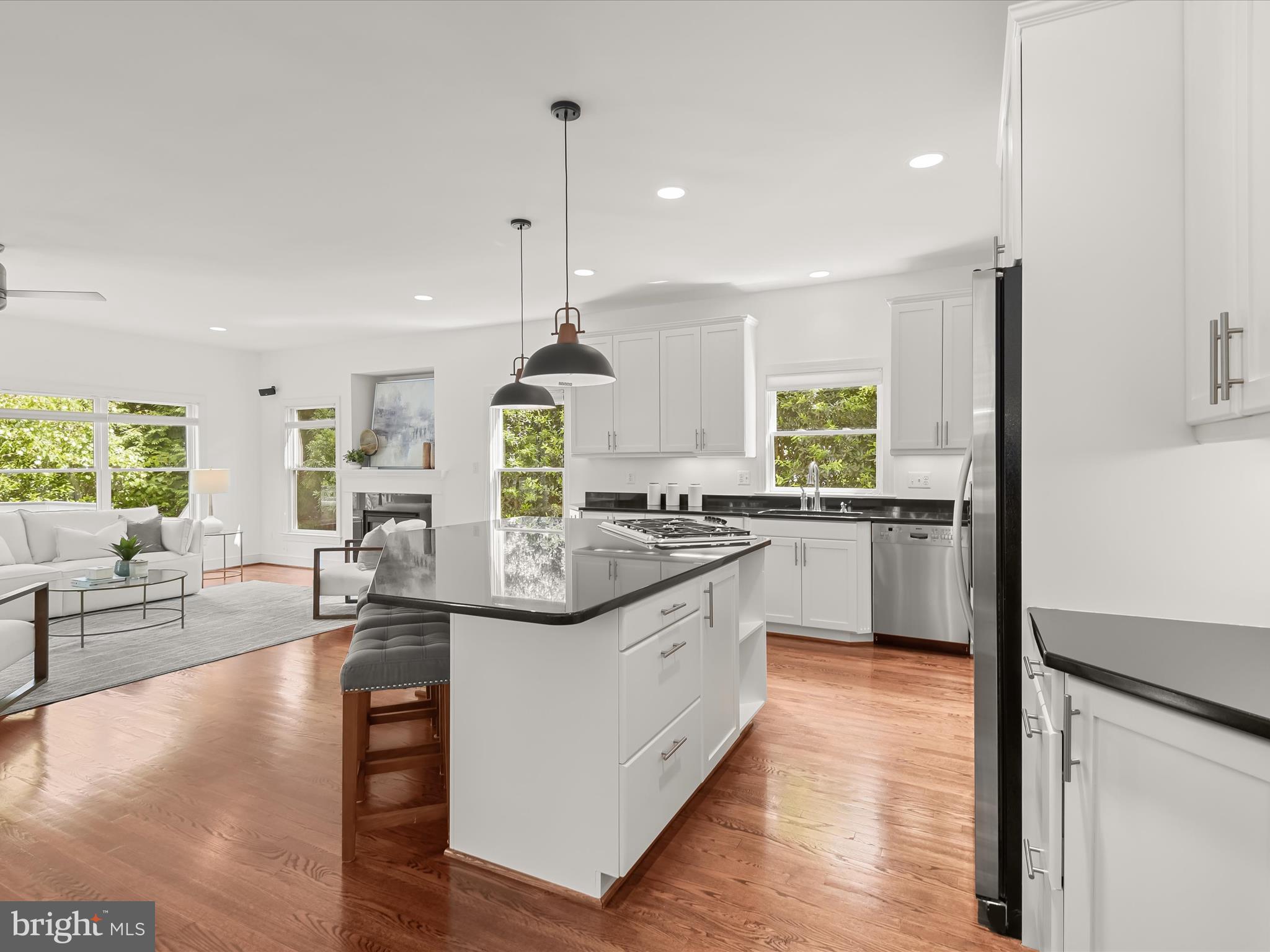 WOODMONT - Residential