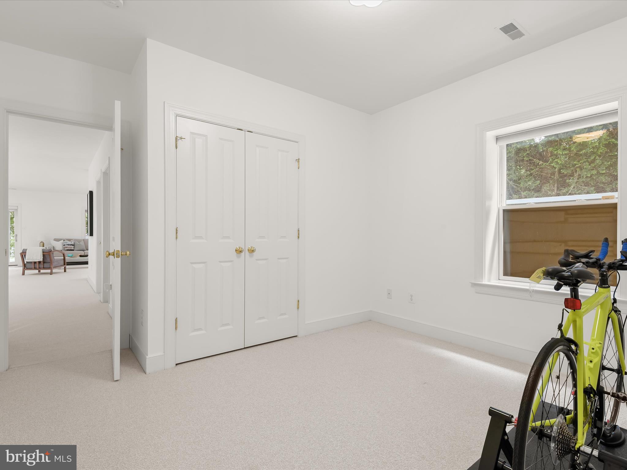 WOODMONT - Residential