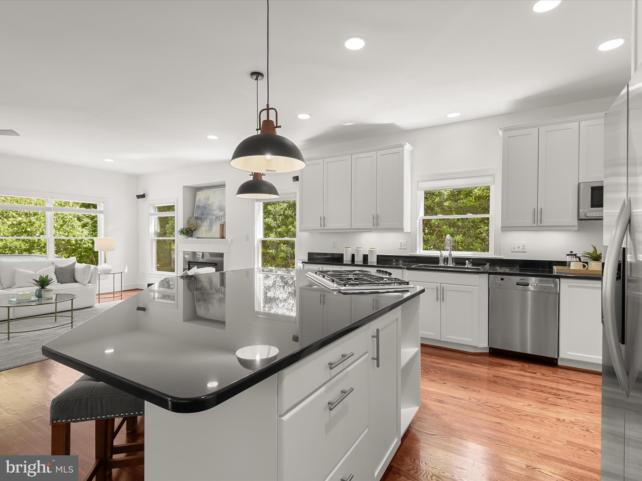 WOODMONT - Residential