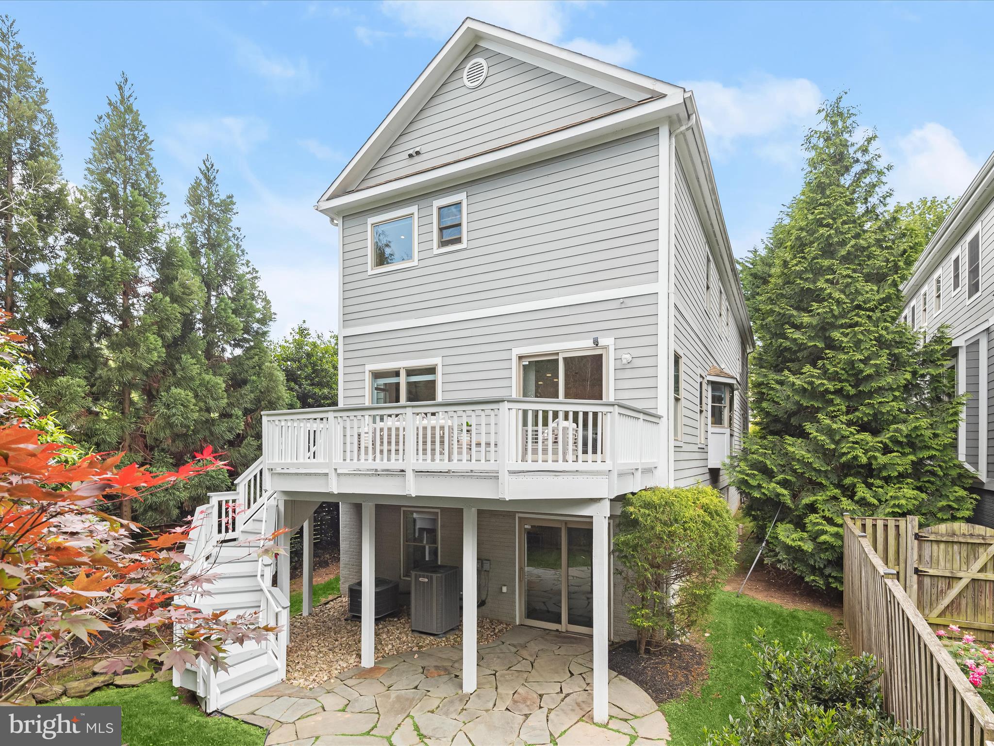 WOODMONT - Residential