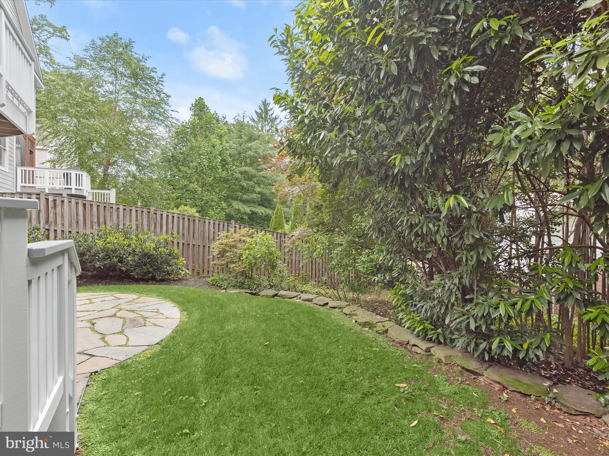 WOODMONT - Residential