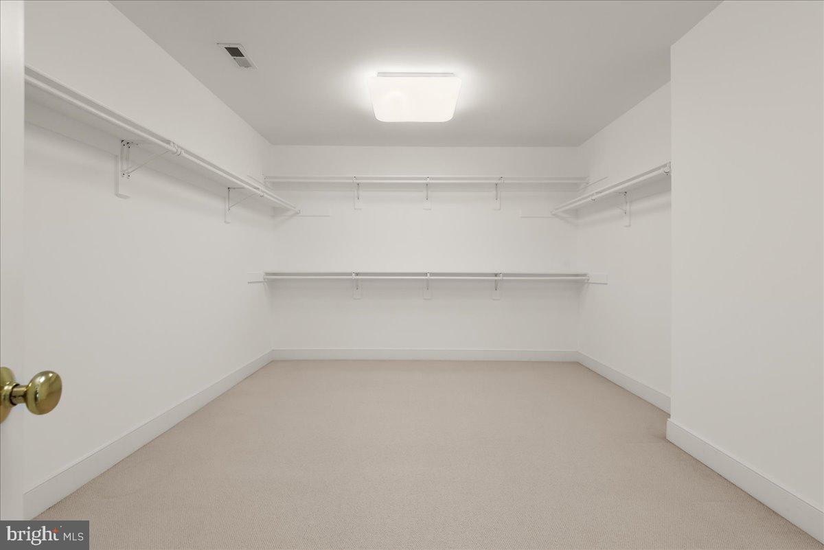 WOODMONT - Residential