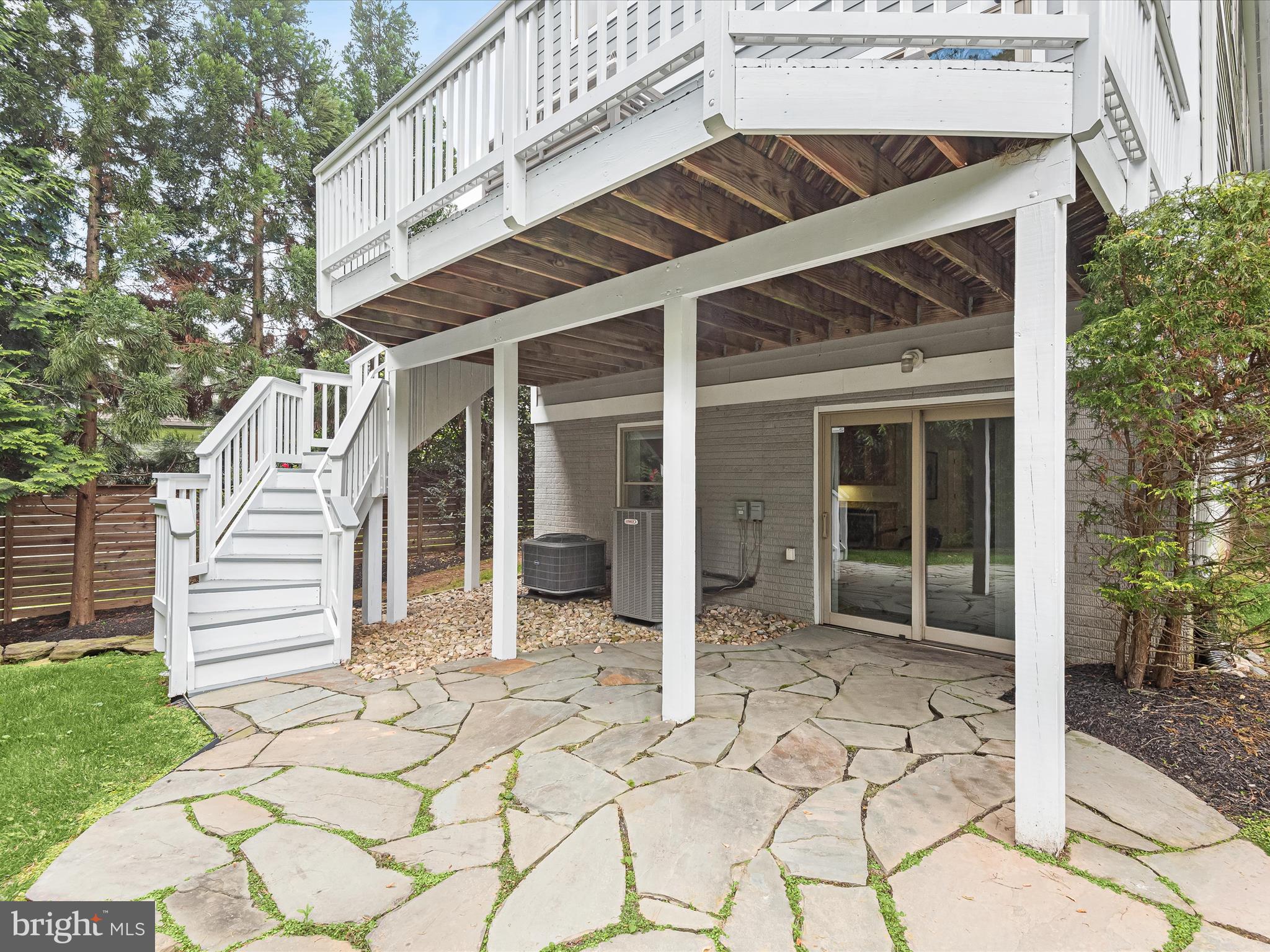 WOODMONT - Residential