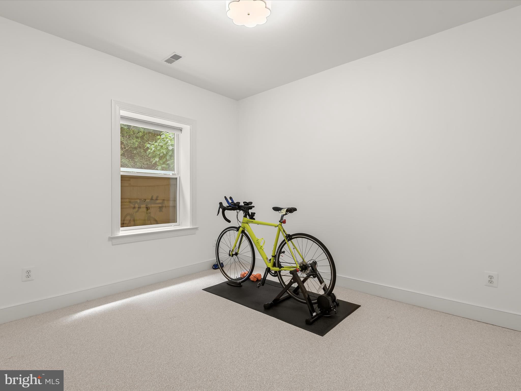 WOODMONT - Residential