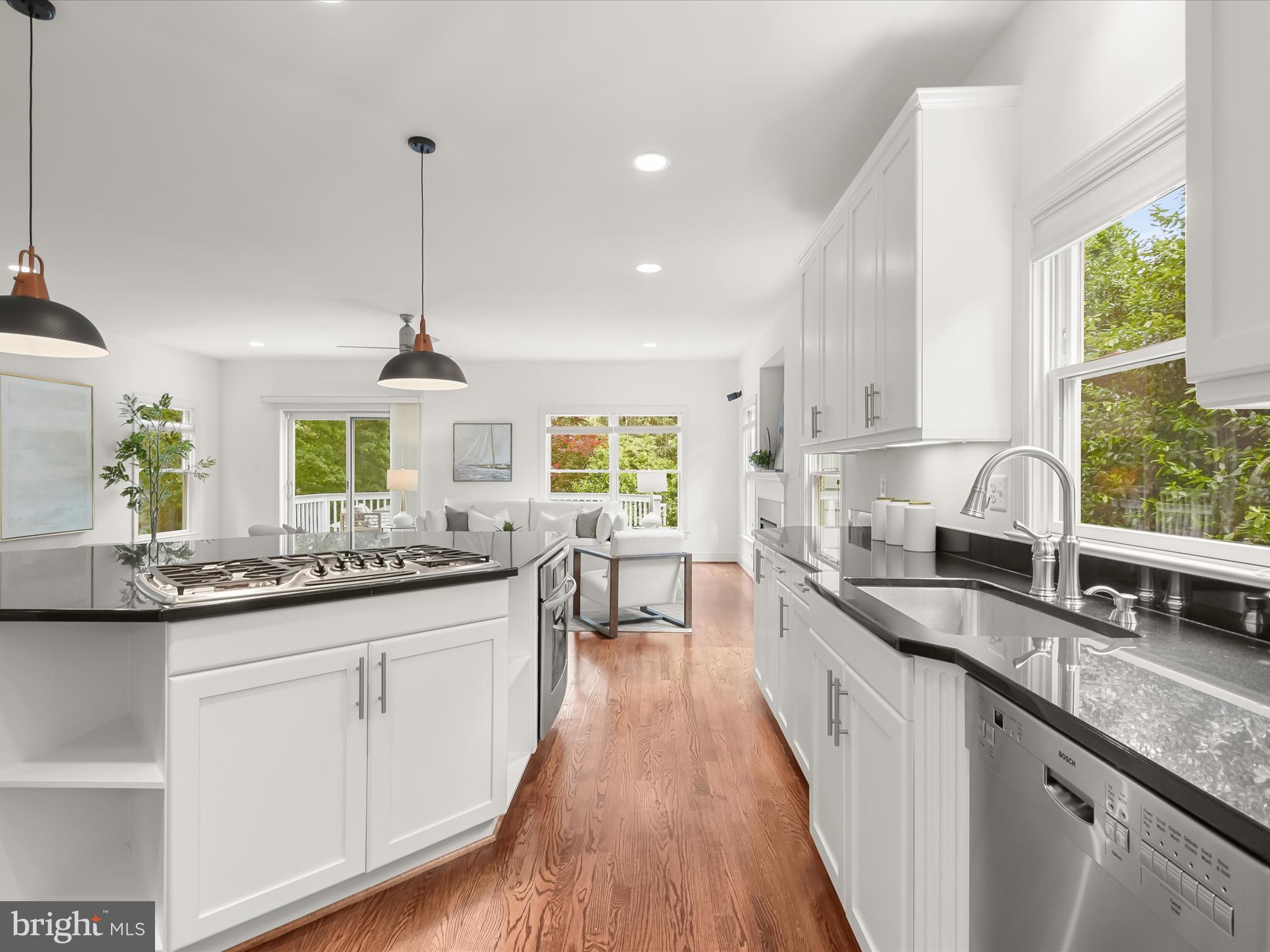 WOODMONT - Residential