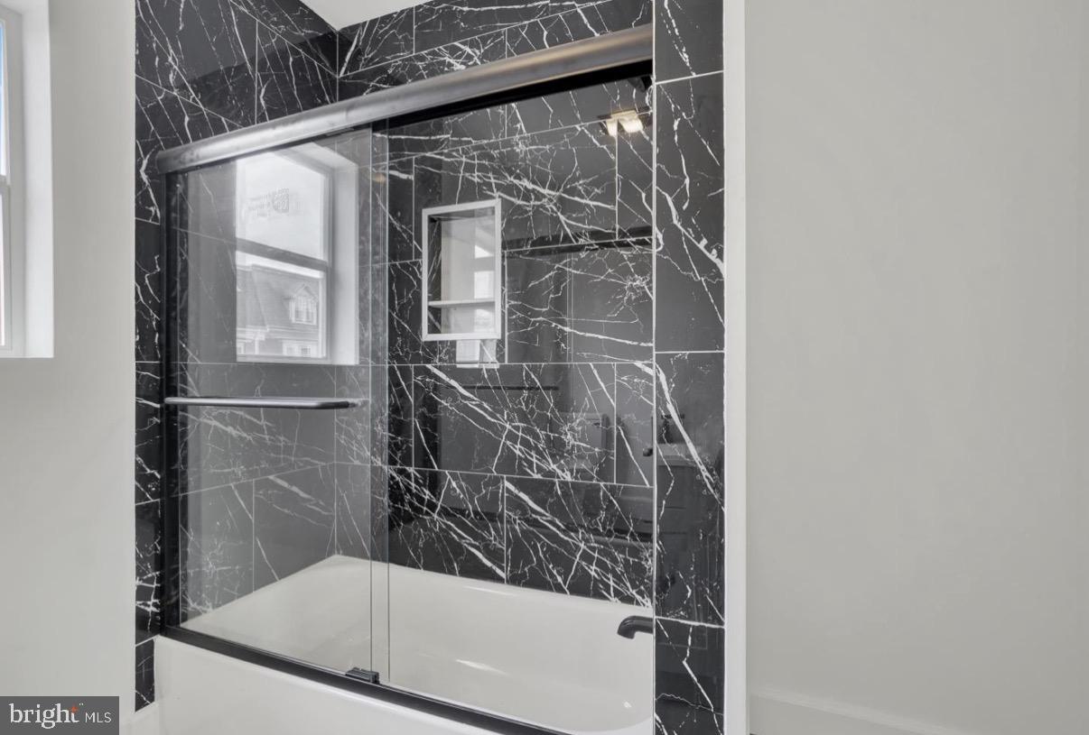 EAST YORK - Residential