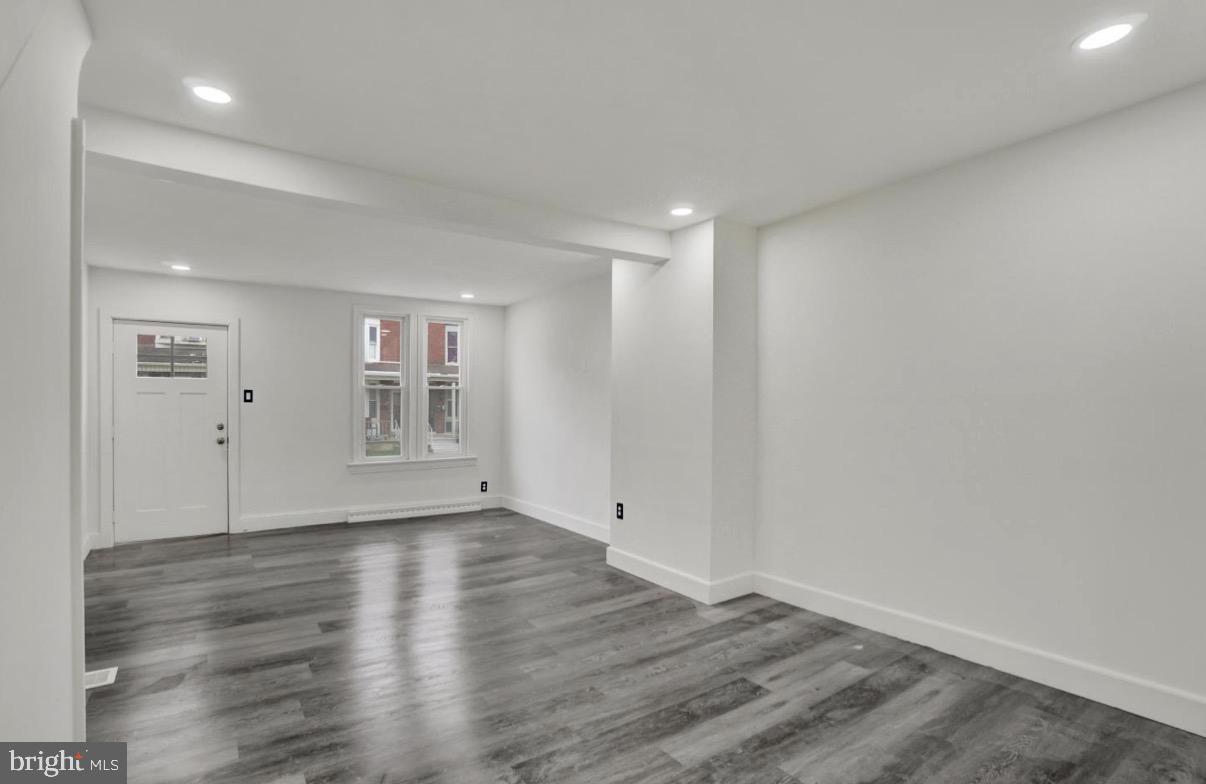 EAST YORK - Residential