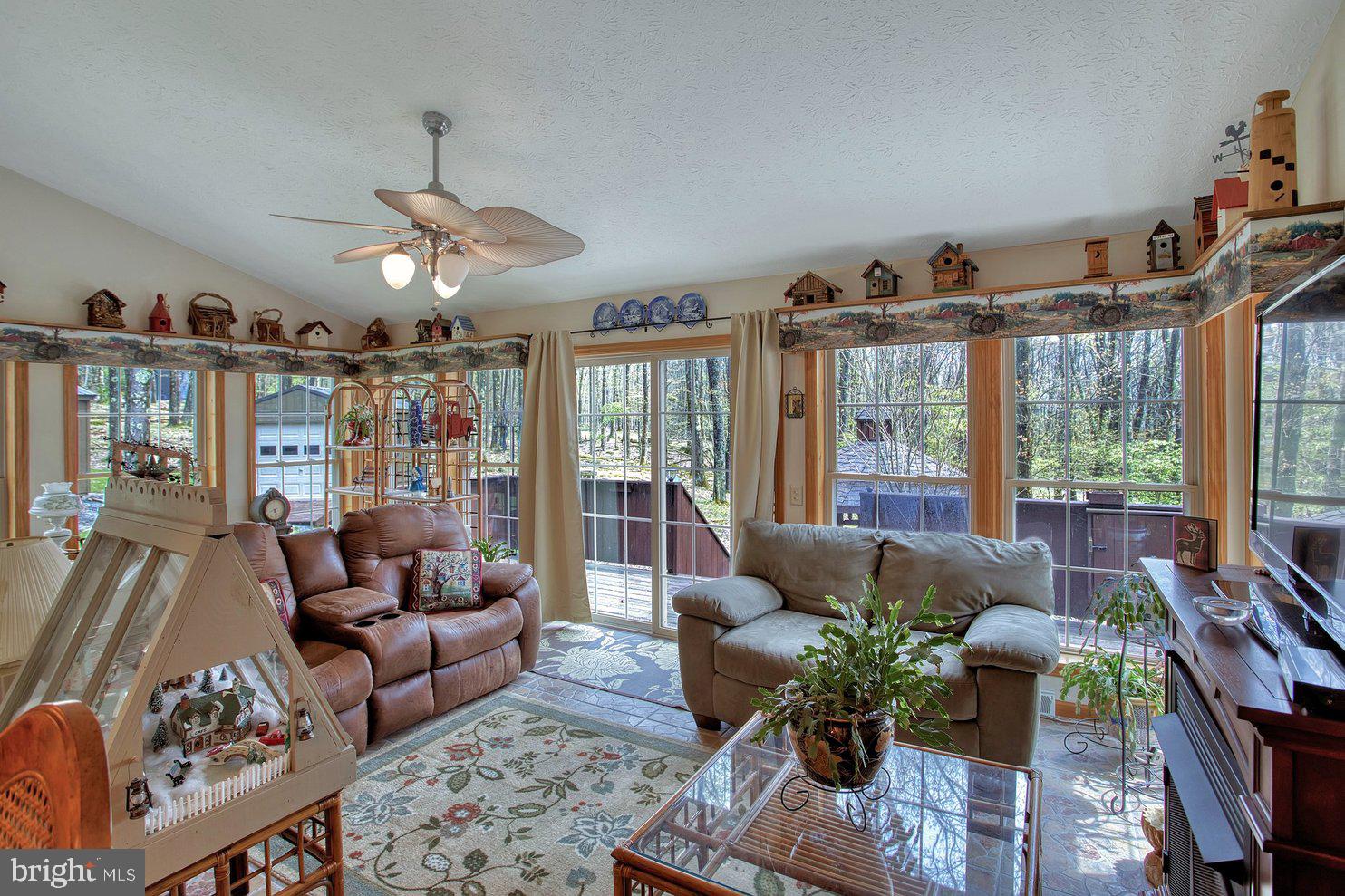 ALPINE LAKE RESORT - Residential