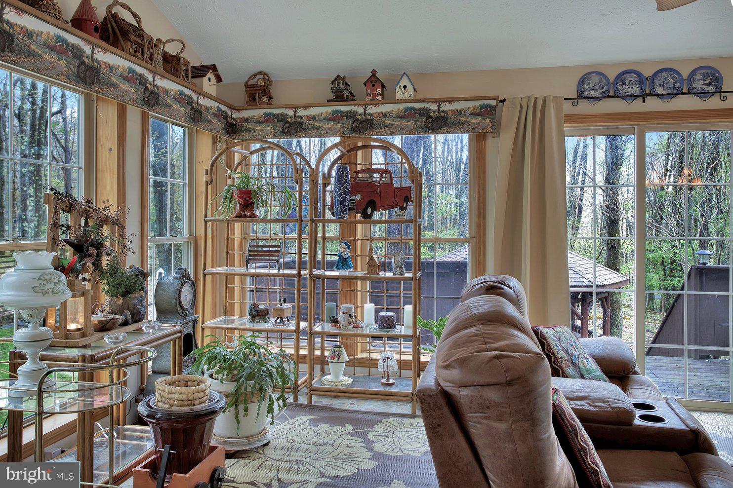 ALPINE LAKE RESORT - Residential