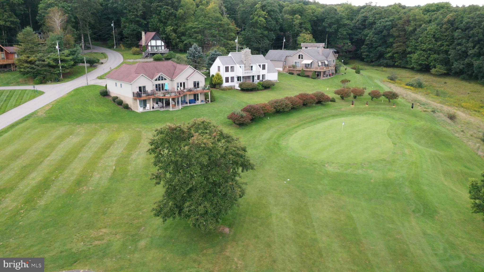 ALPINE LAKE RESORT - Residential