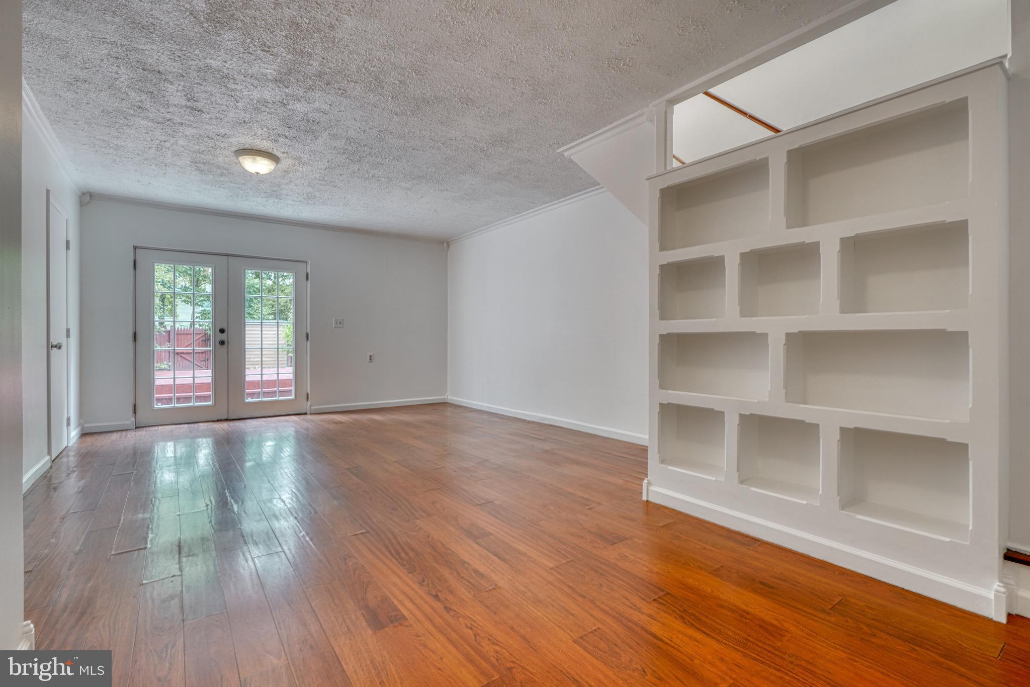 TIMBERBROOK - Residential