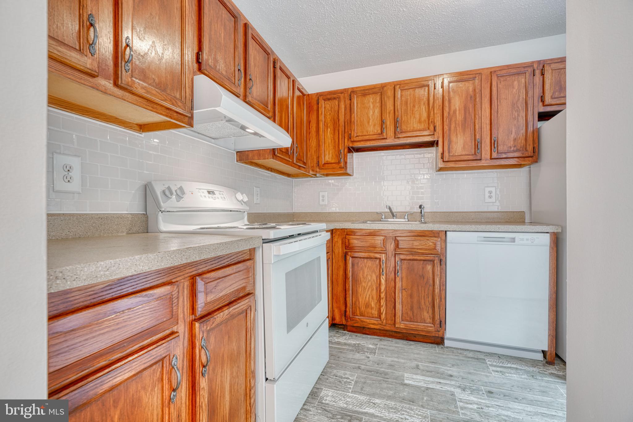 TIMBERBROOK - Residential