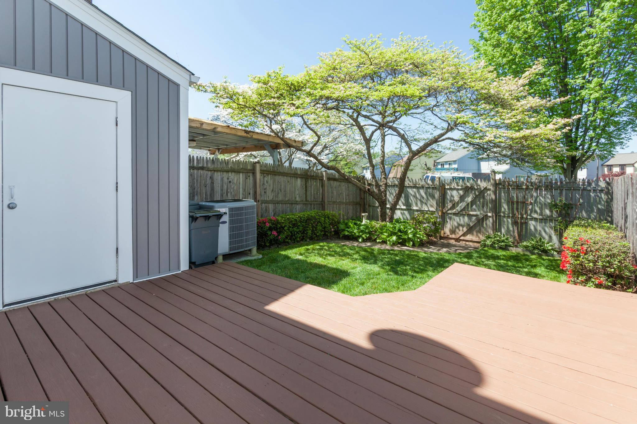 CAVALIER PARK - Residential Lease