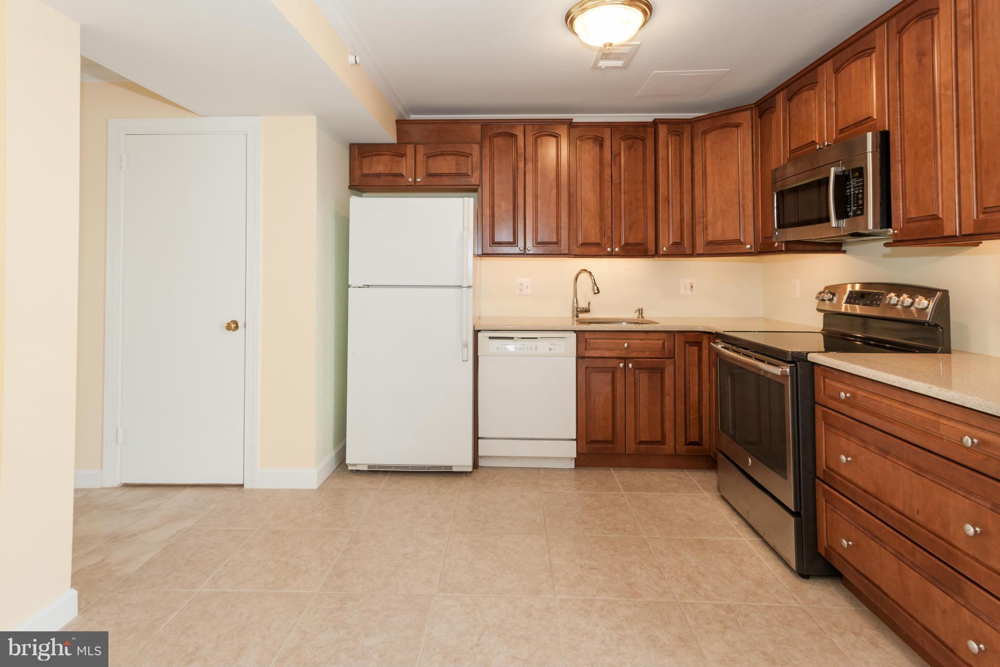 CAVALIER PARK - Residential Lease