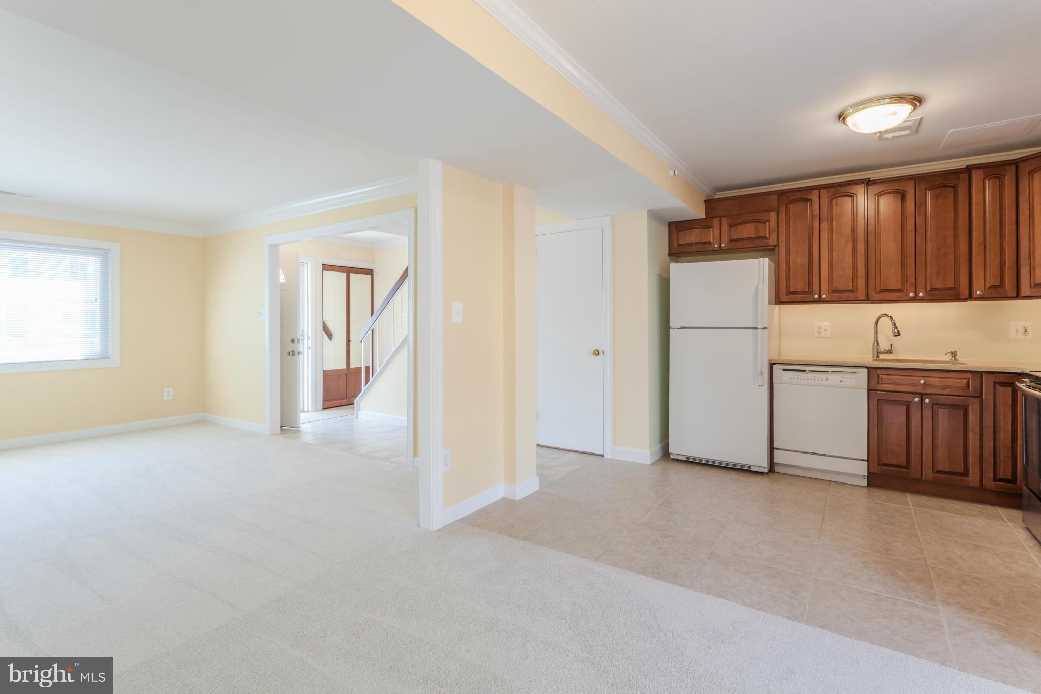 CAVALIER PARK - Residential Lease