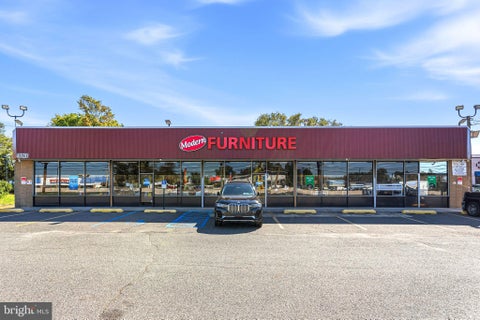 Photo of 4320 Us-130 Pike, WILLINGBORO, NJ 08046 (MLS # NJBL2122800)
