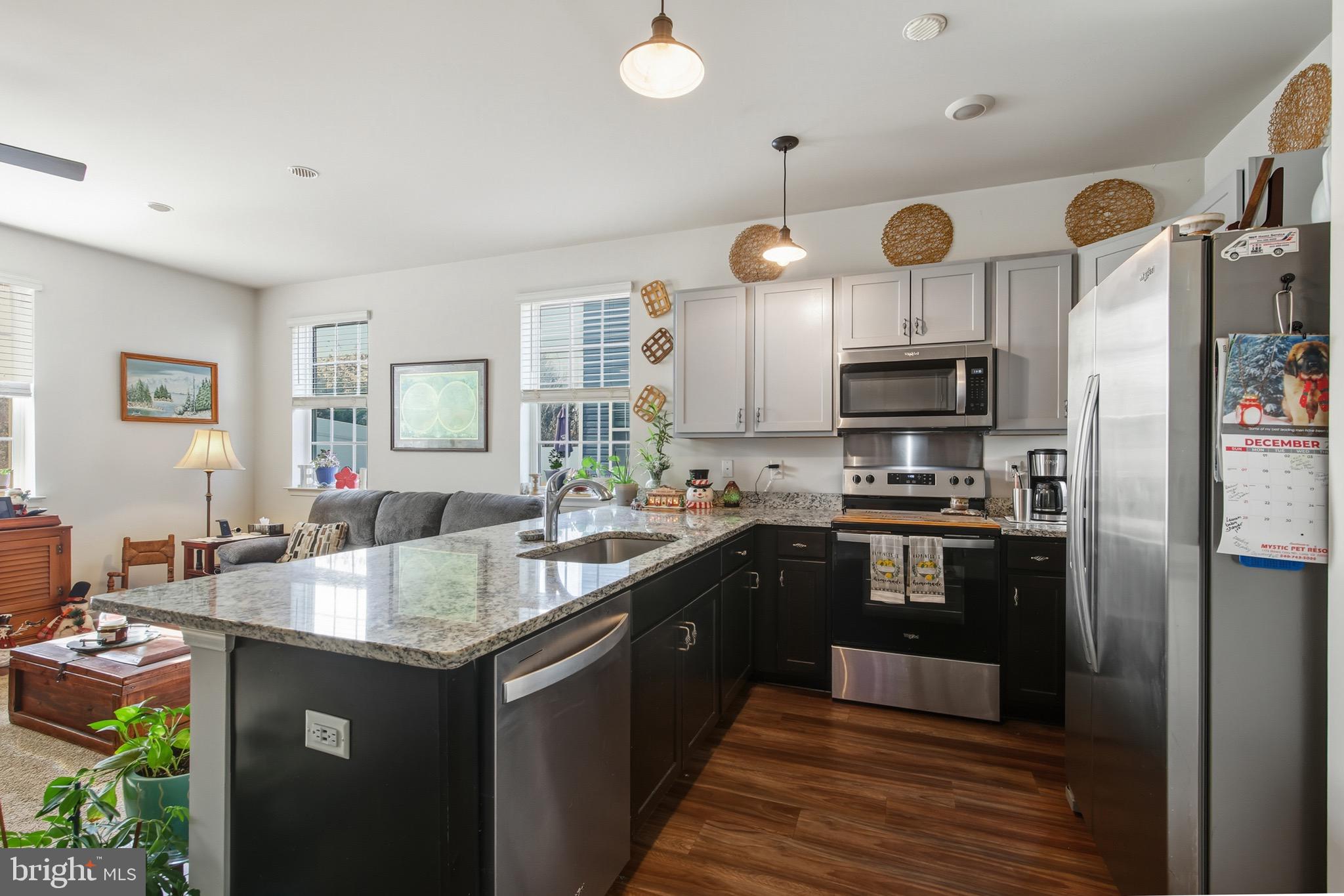 LURAY LANDING - Residential