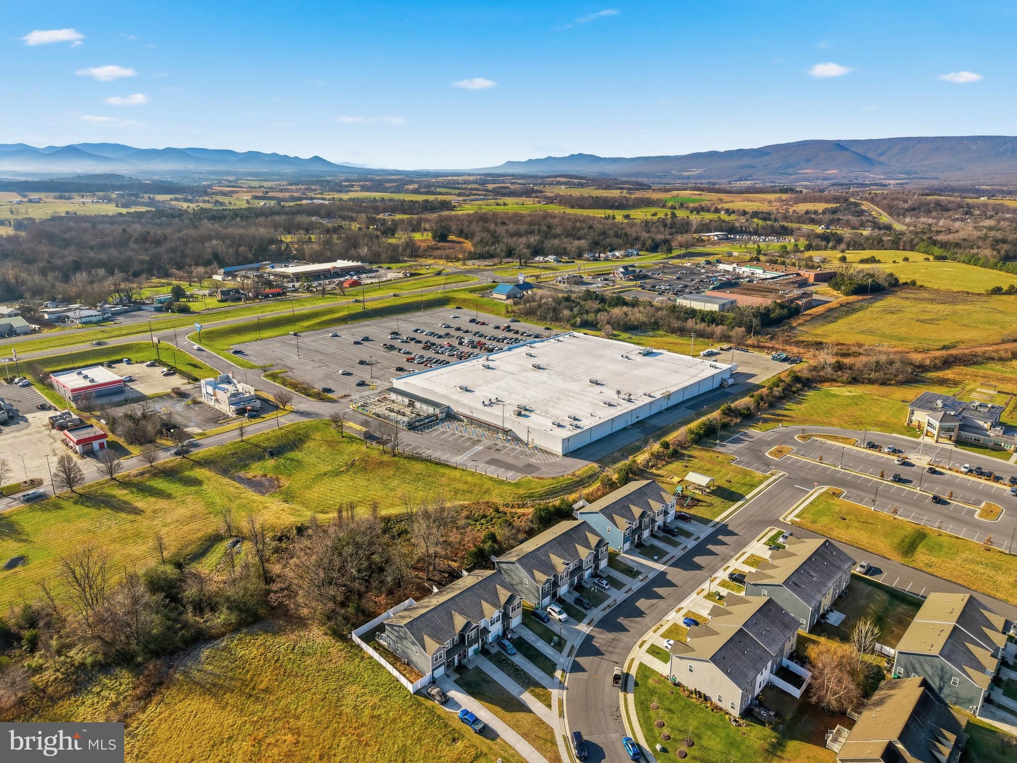 LURAY LANDING - Residential