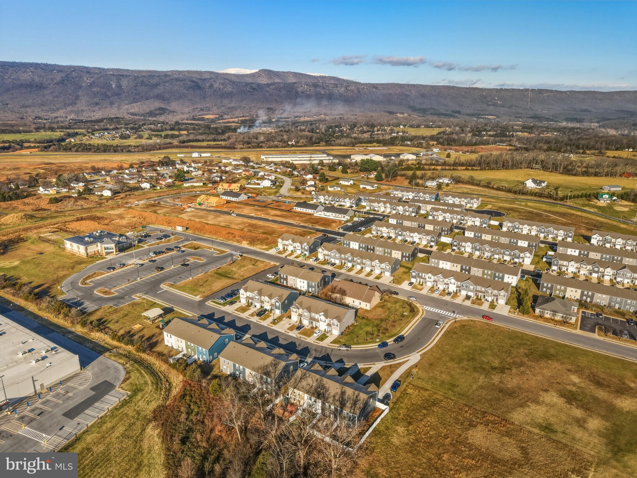 LURAY LANDING - Residential