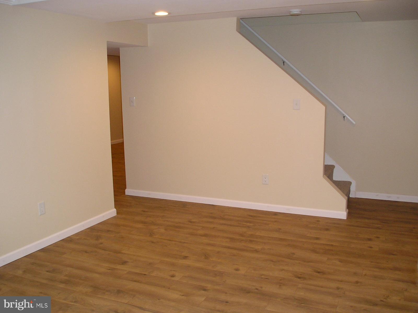 MONTEREY ESTATES - Residential Lease