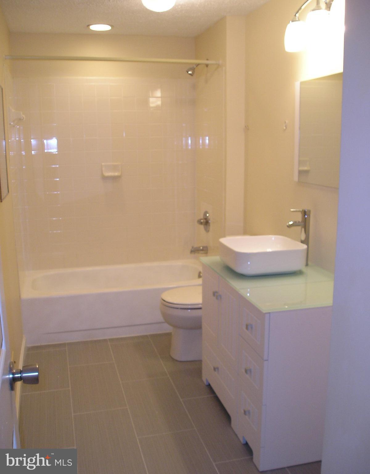 MONTEREY ESTATES - Residential Lease