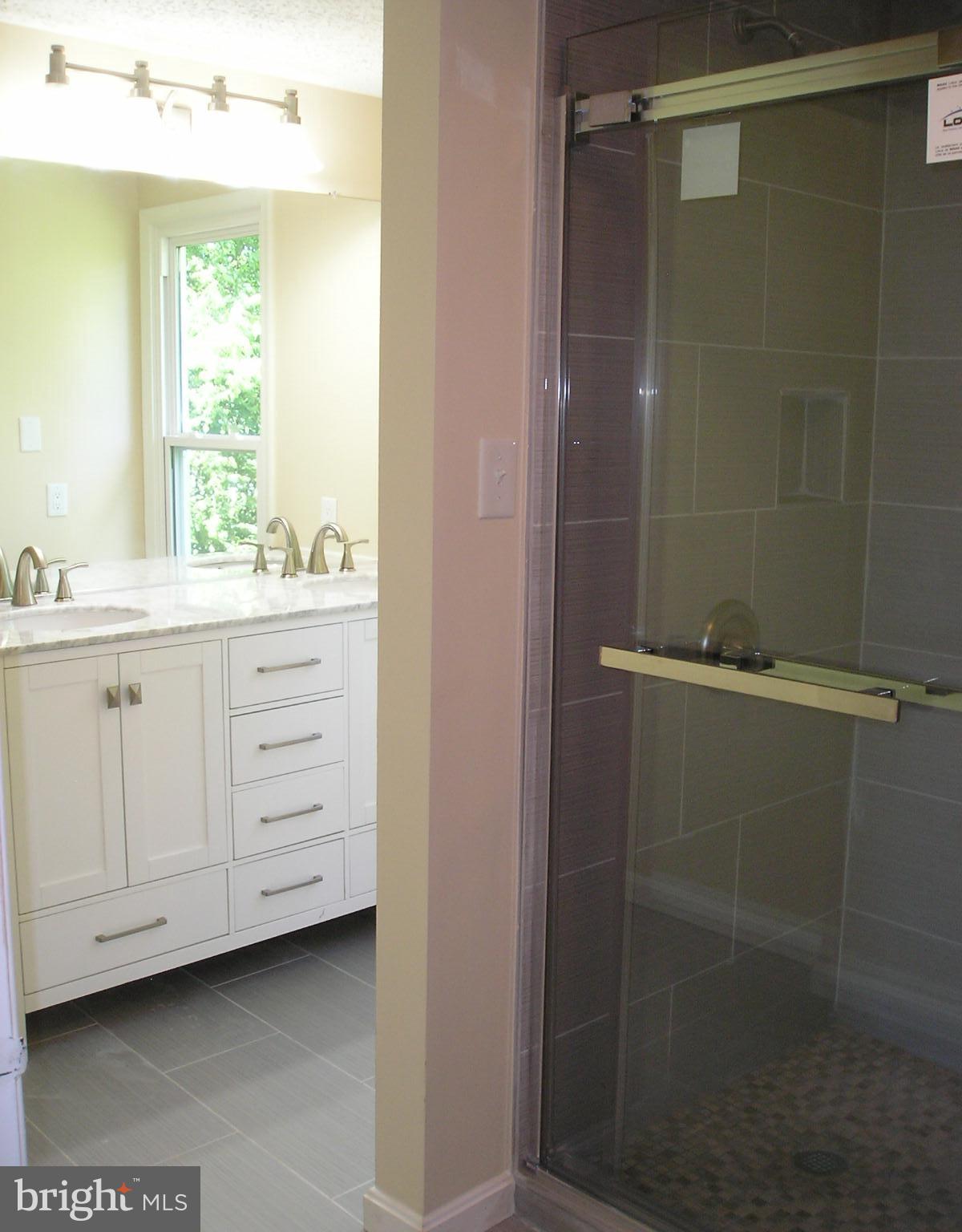 MONTEREY ESTATES - Residential Lease