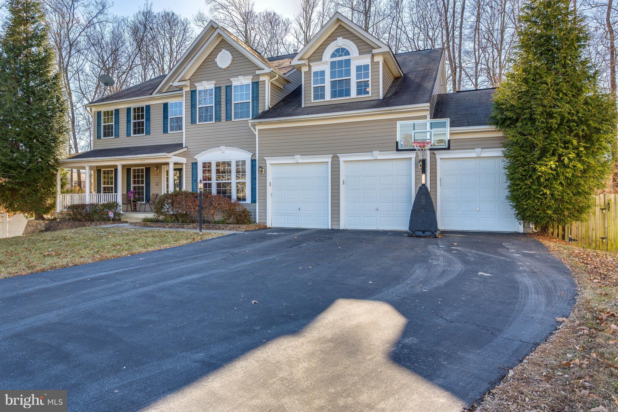 SARATOGA HUNT - Residential