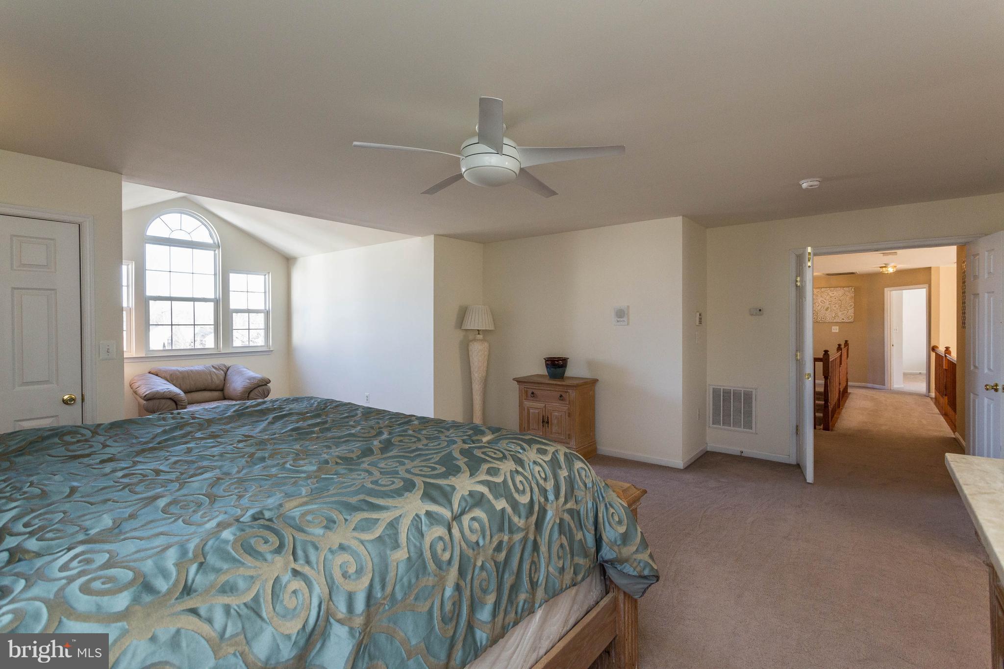 SARATOGA HUNT - Residential
