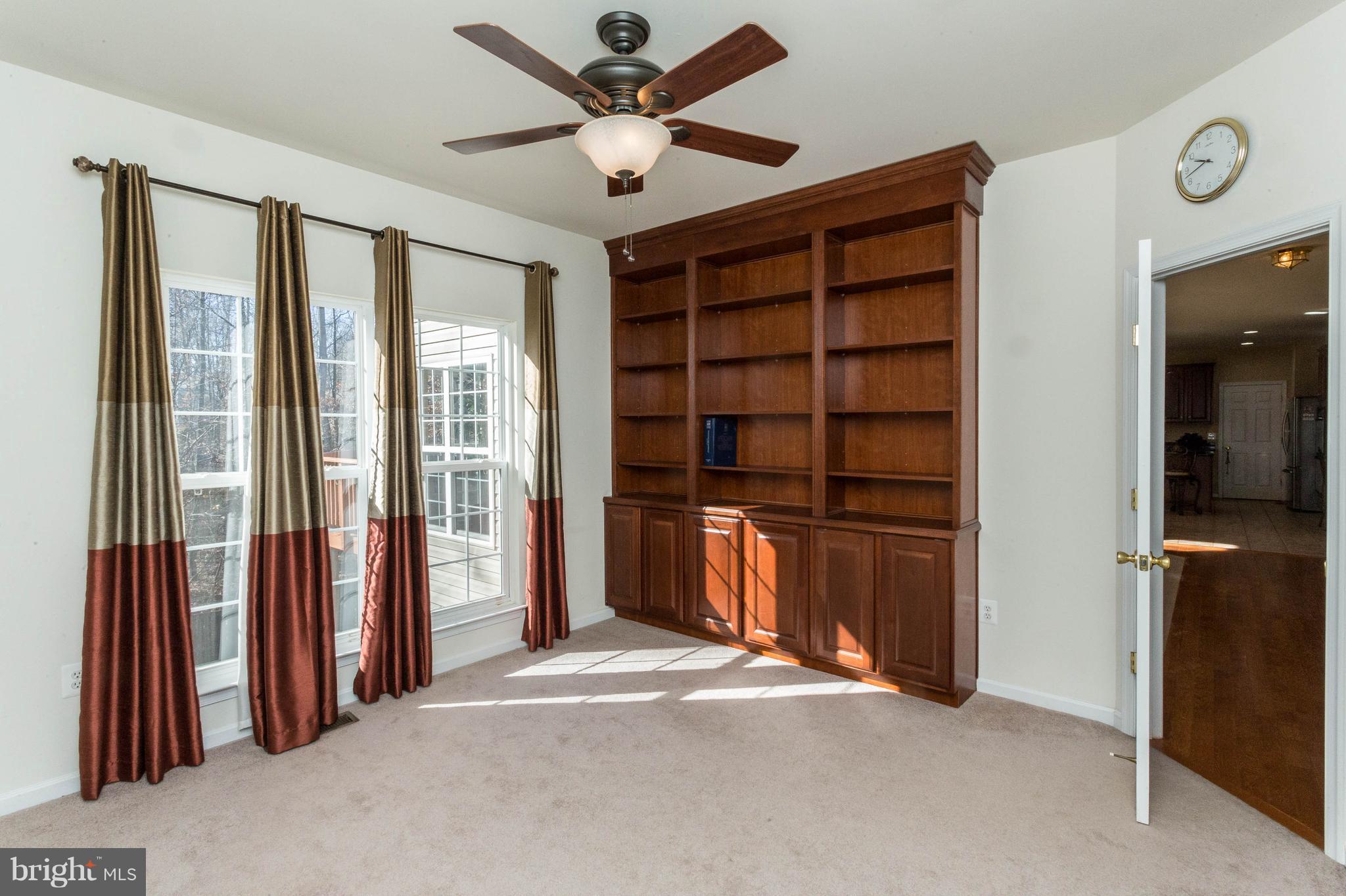 SARATOGA HUNT - Residential
