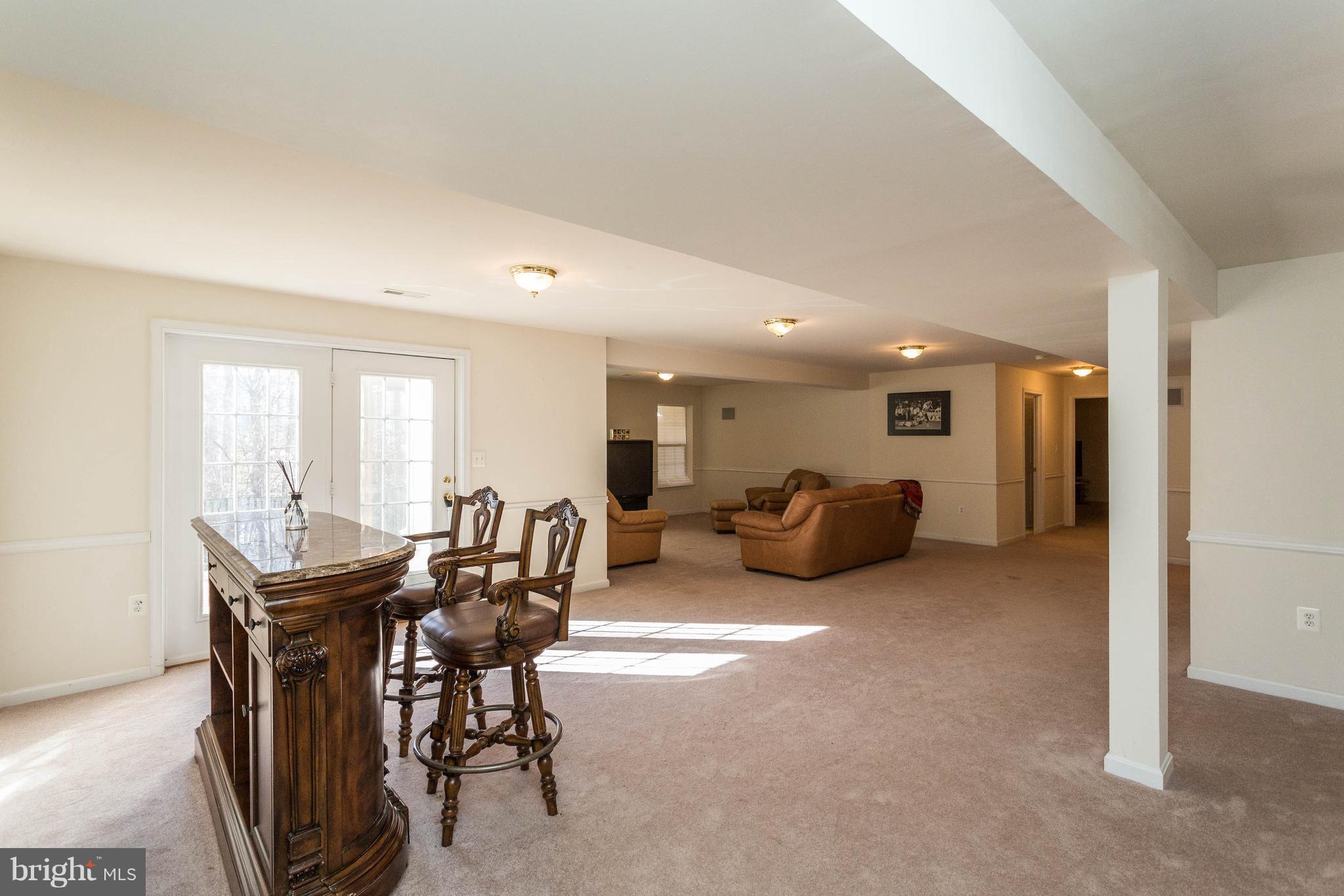 SARATOGA HUNT - Residential