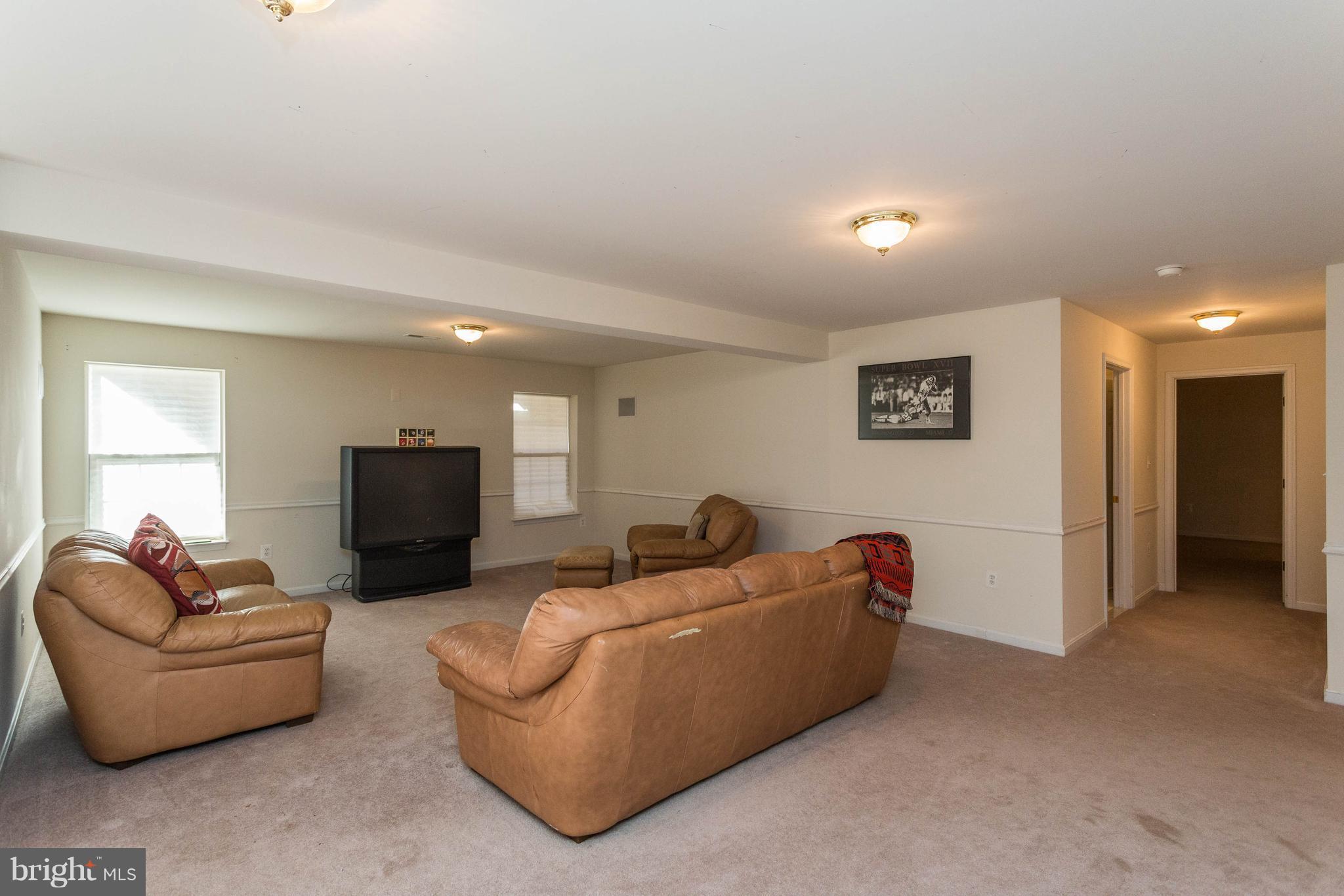SARATOGA HUNT - Residential