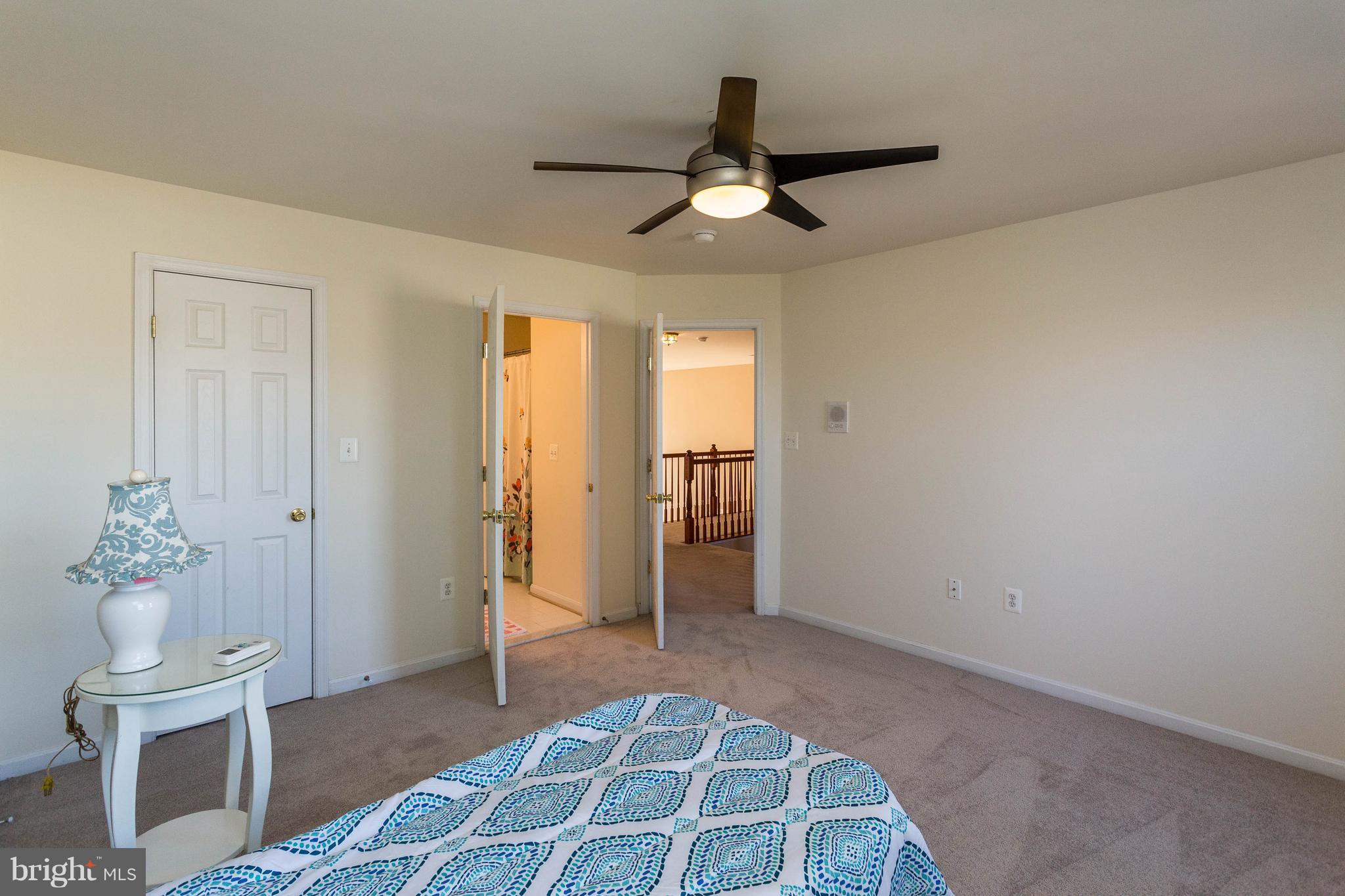 SARATOGA HUNT - Residential