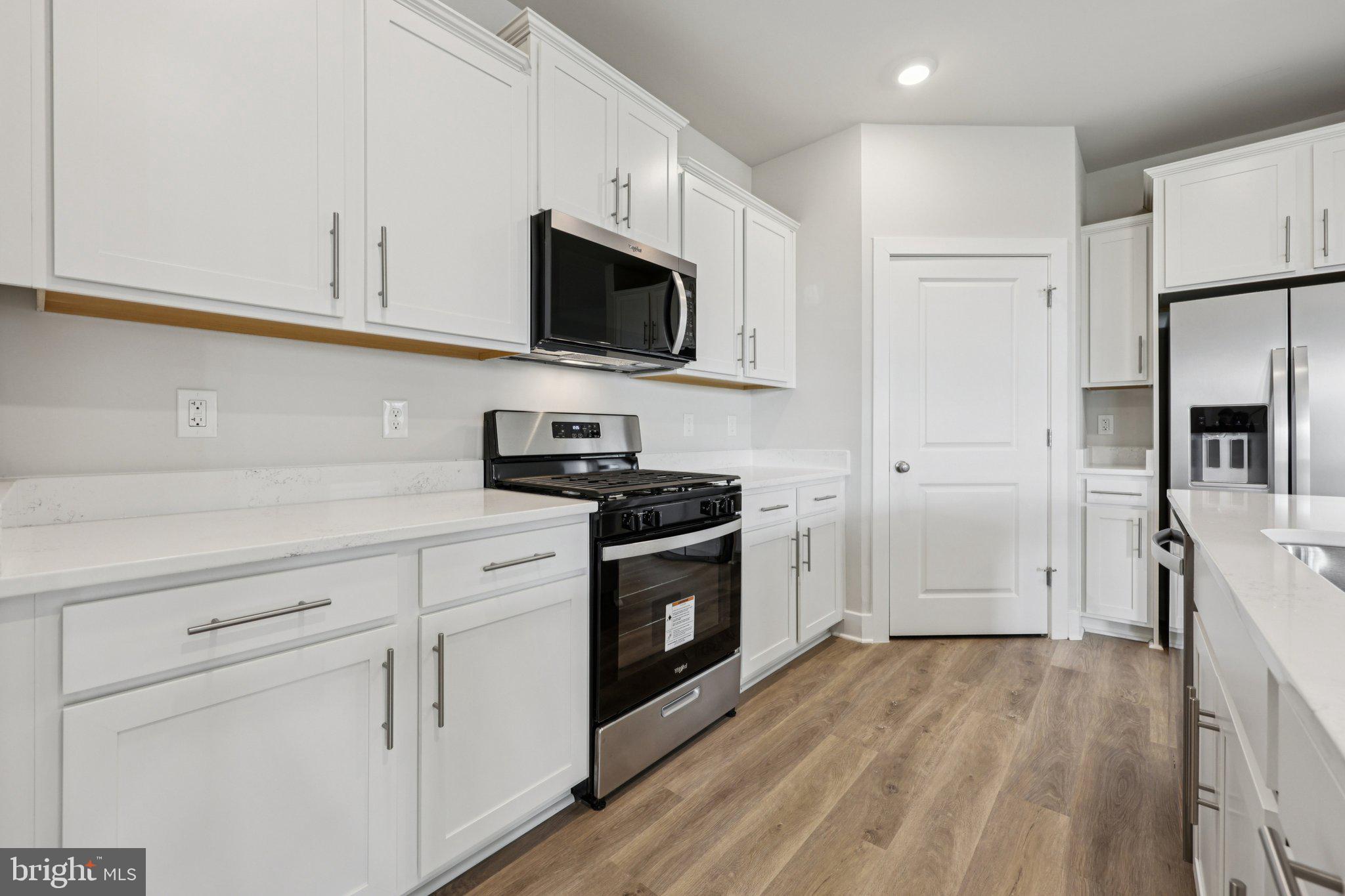 WILLOW RUN - Residential