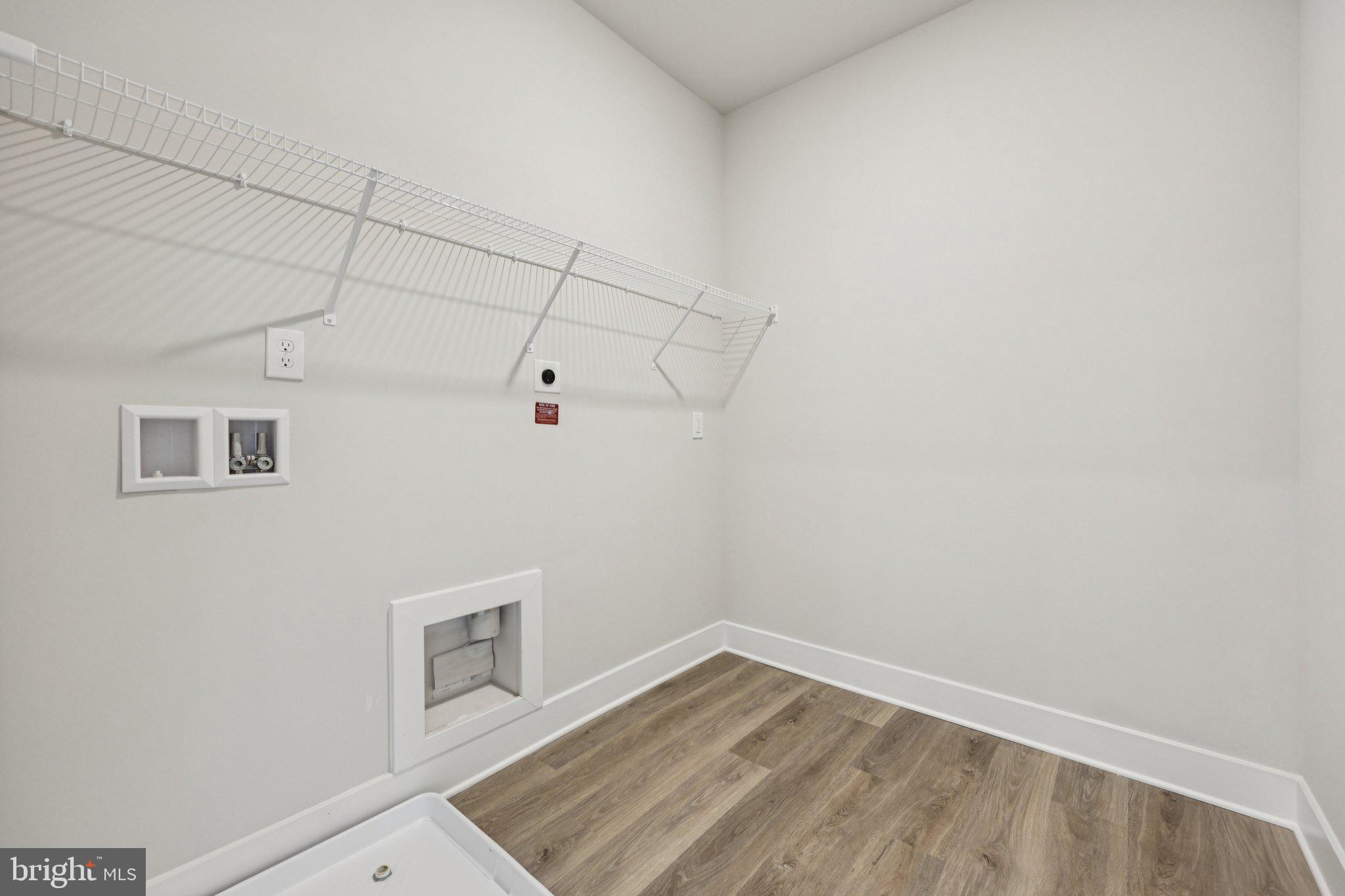 WILLOW RUN - Residential