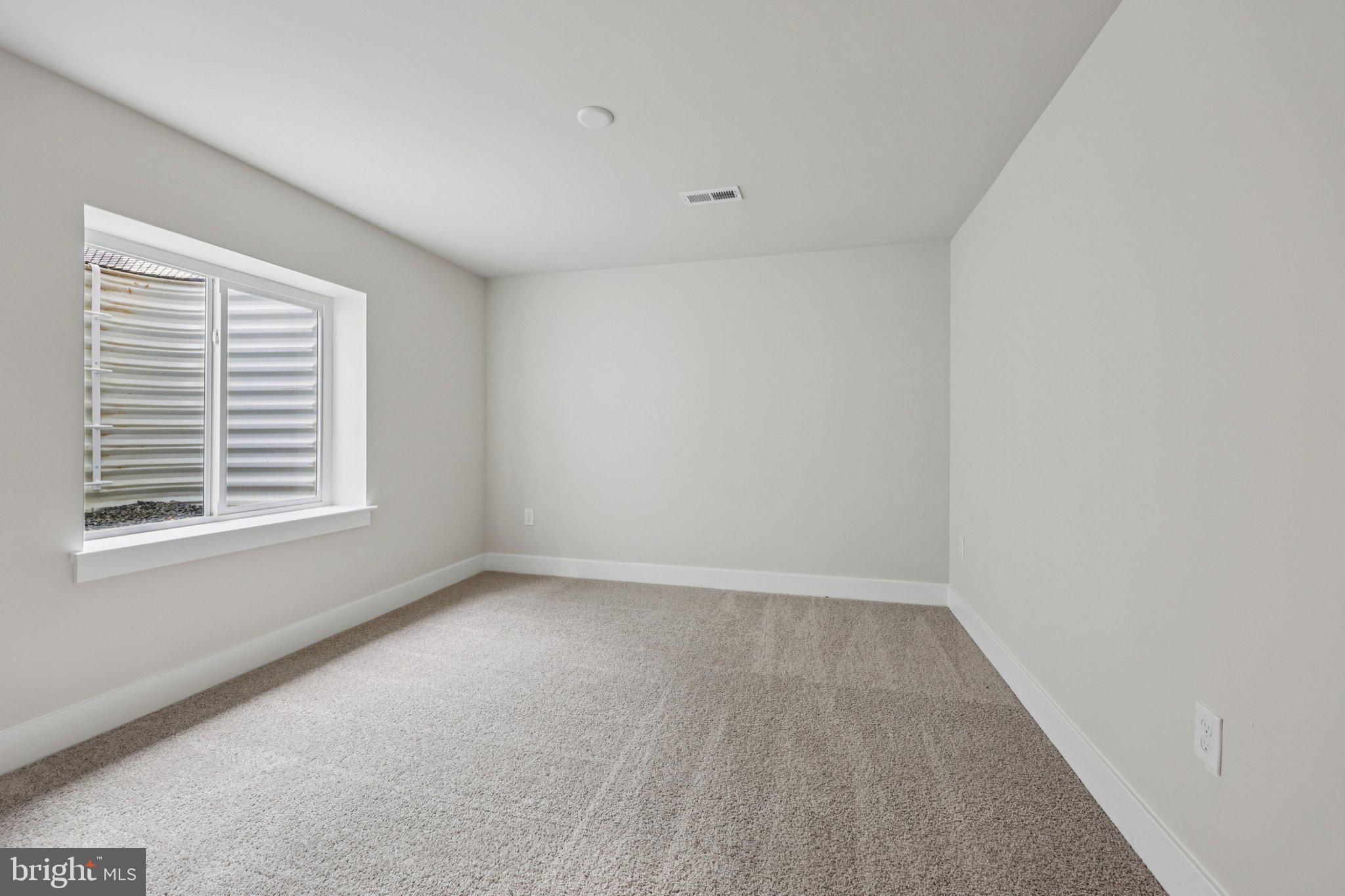 WILLOW RUN - Residential