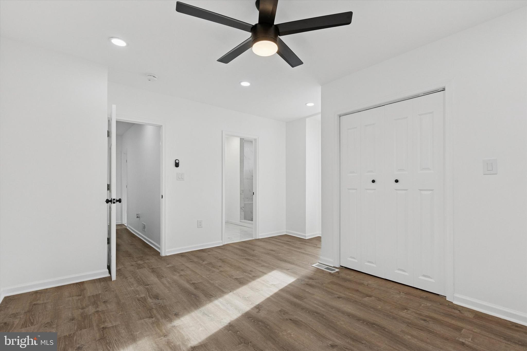 WEST OAK LANE - Residential