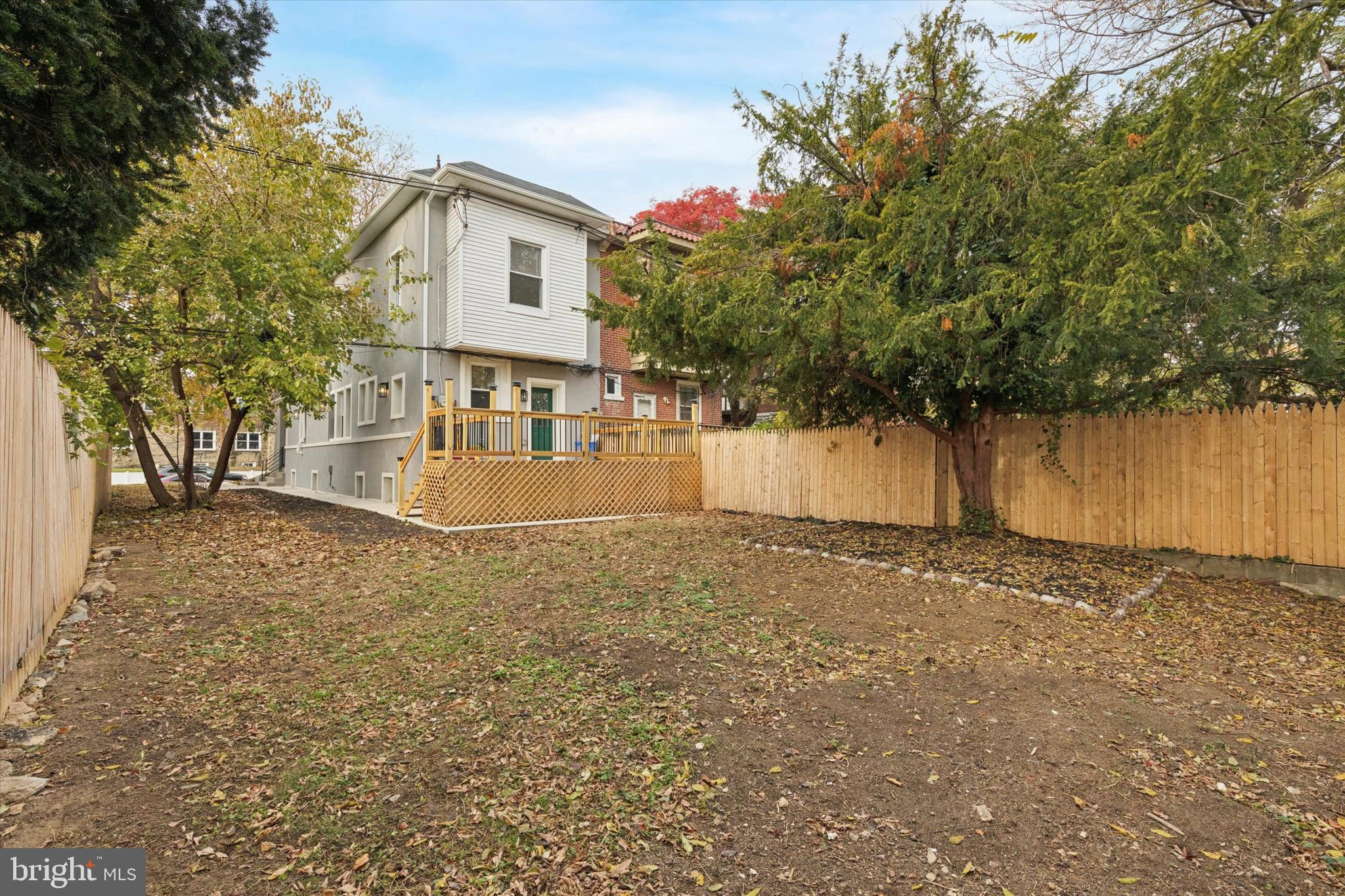 WEST OAK LANE - Residential