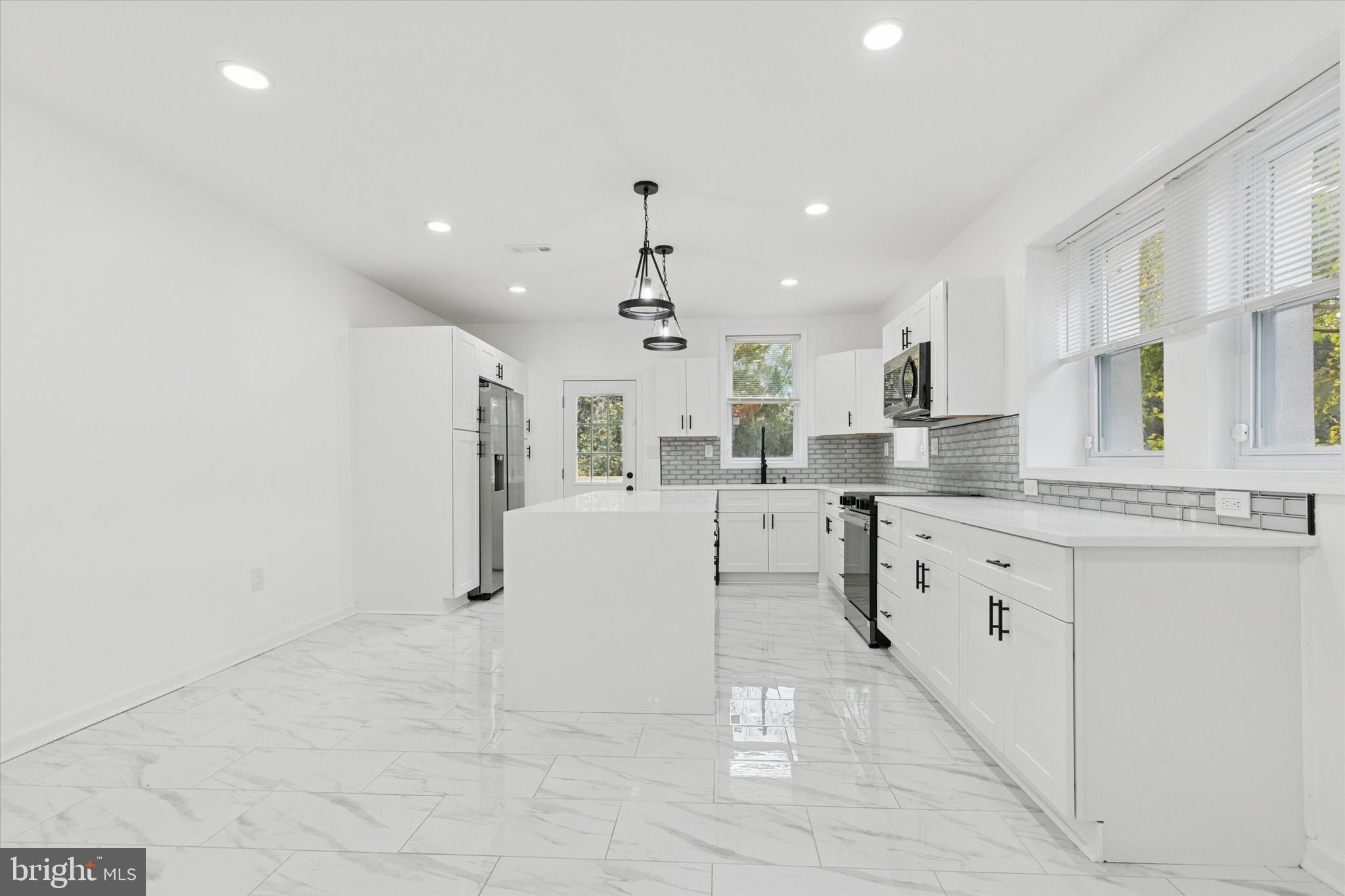 WEST OAK LANE - Residential