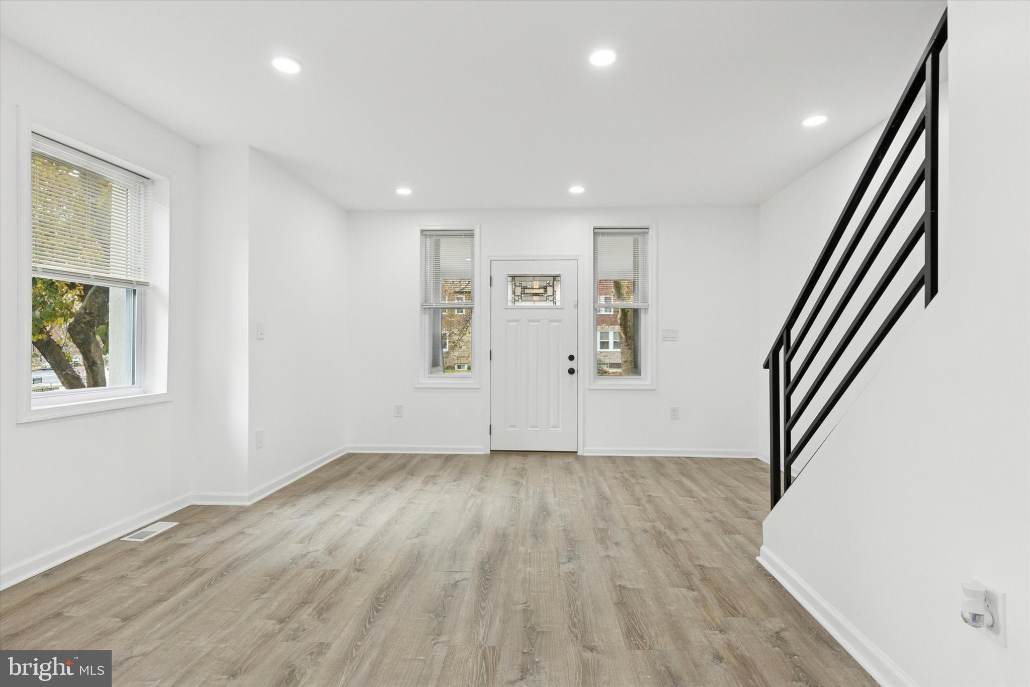 WEST OAK LANE - Residential