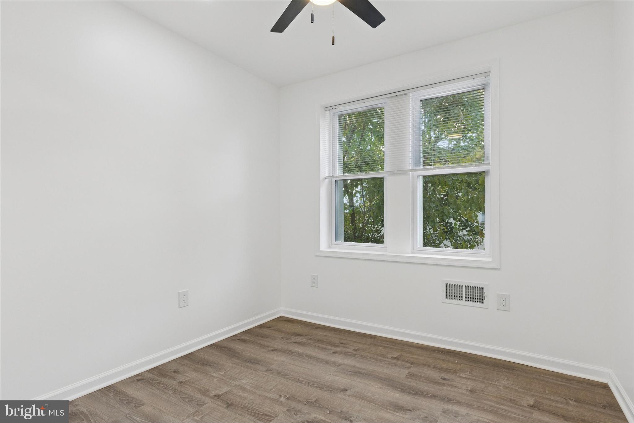 WEST OAK LANE - Residential