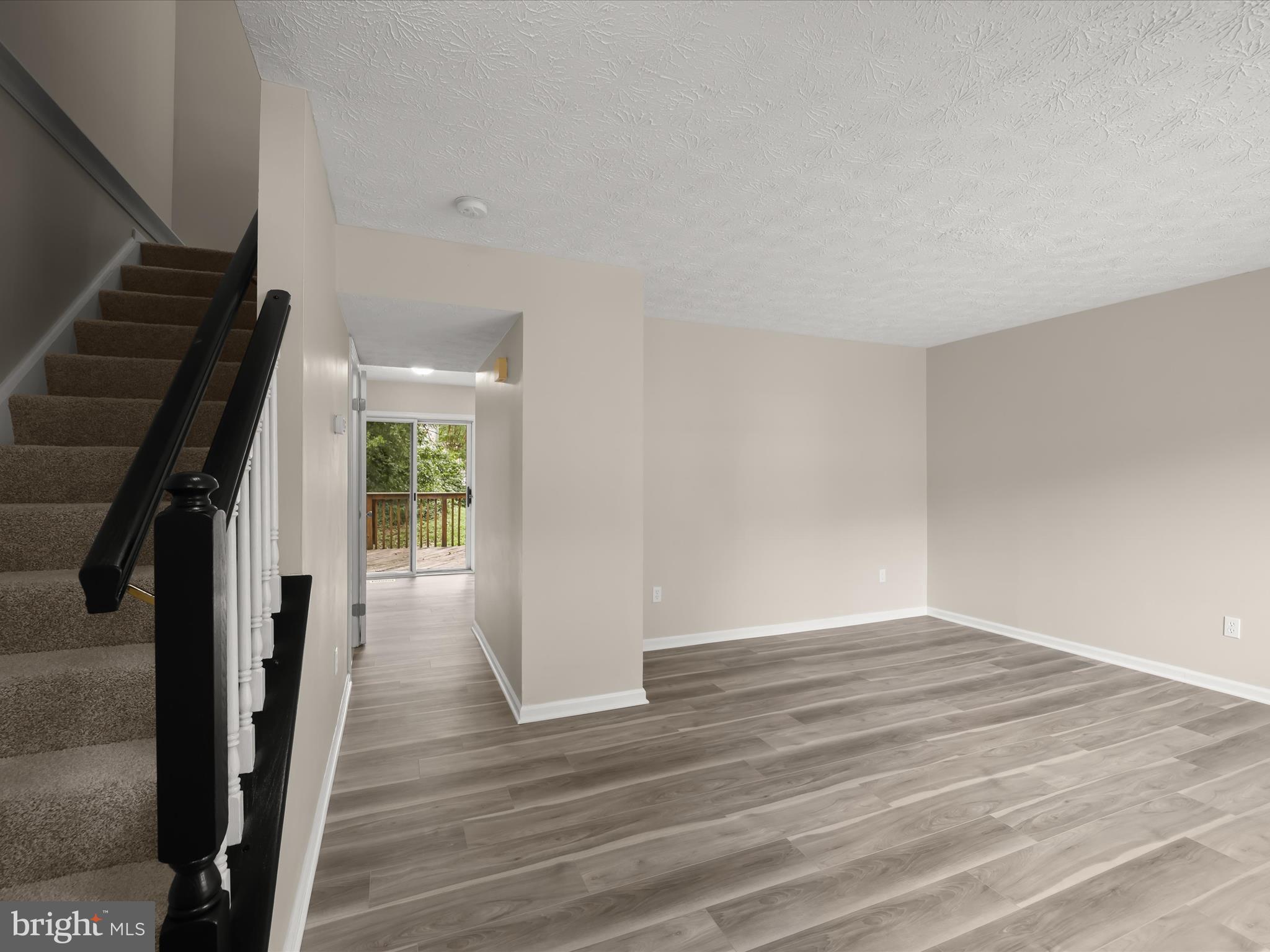 2141 COMMISSARY CIRCLE